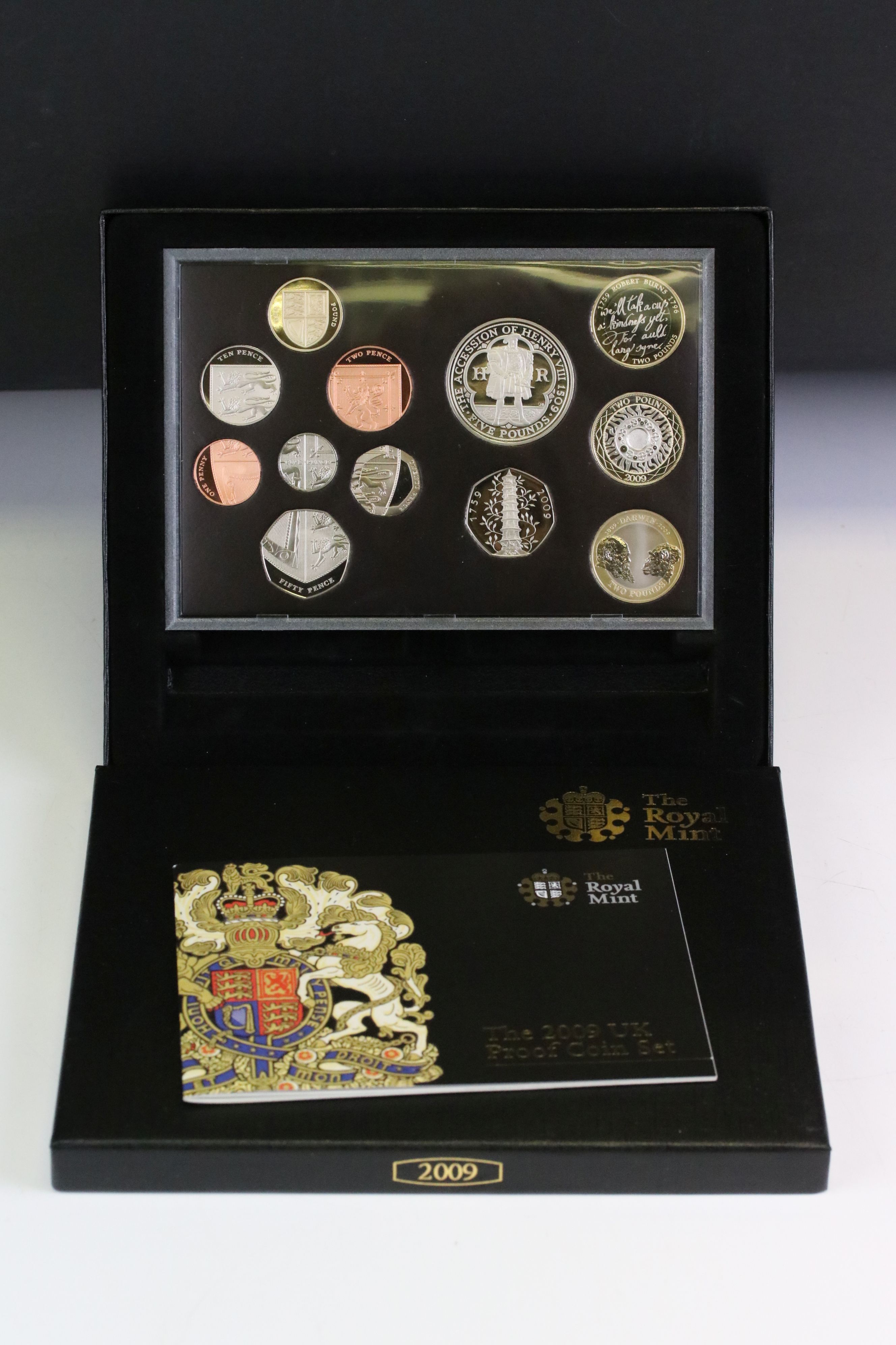 The Royal Mint 2009 UK Proof Coin Set, 12 coins from £5 to 1p, including a 2009 Kew Gardens Fifty