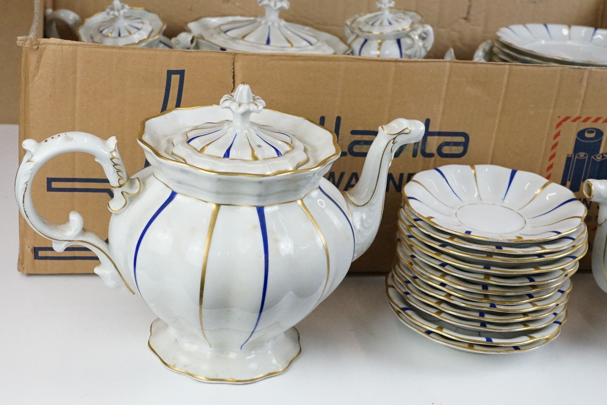 Early 20th Century Furstenberg porcelain tea set of scalloped form, decorated with blue & gilt - Image 2 of 8