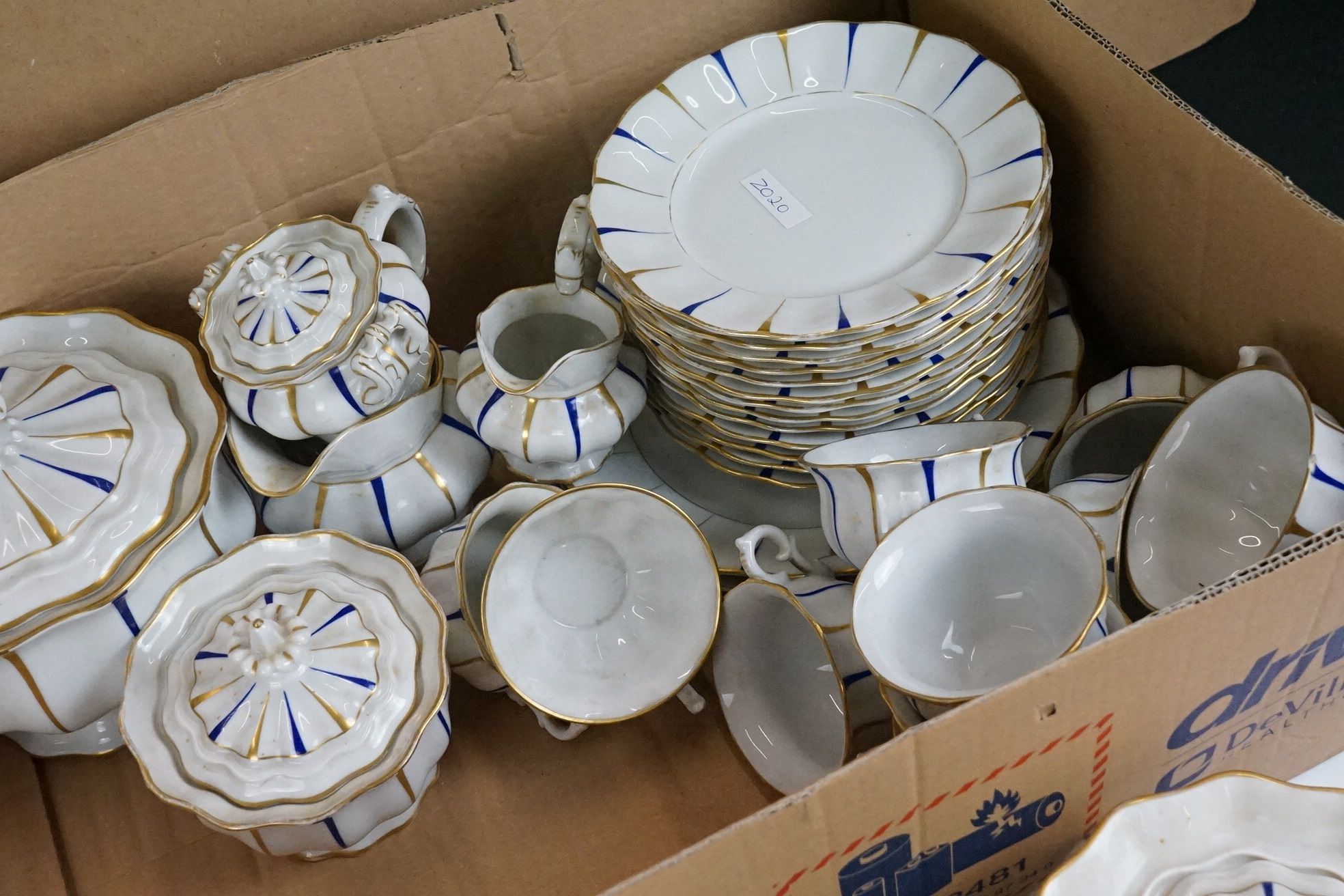 Early 20th Century Furstenberg porcelain tea set of scalloped form, decorated with blue & gilt - Image 6 of 8