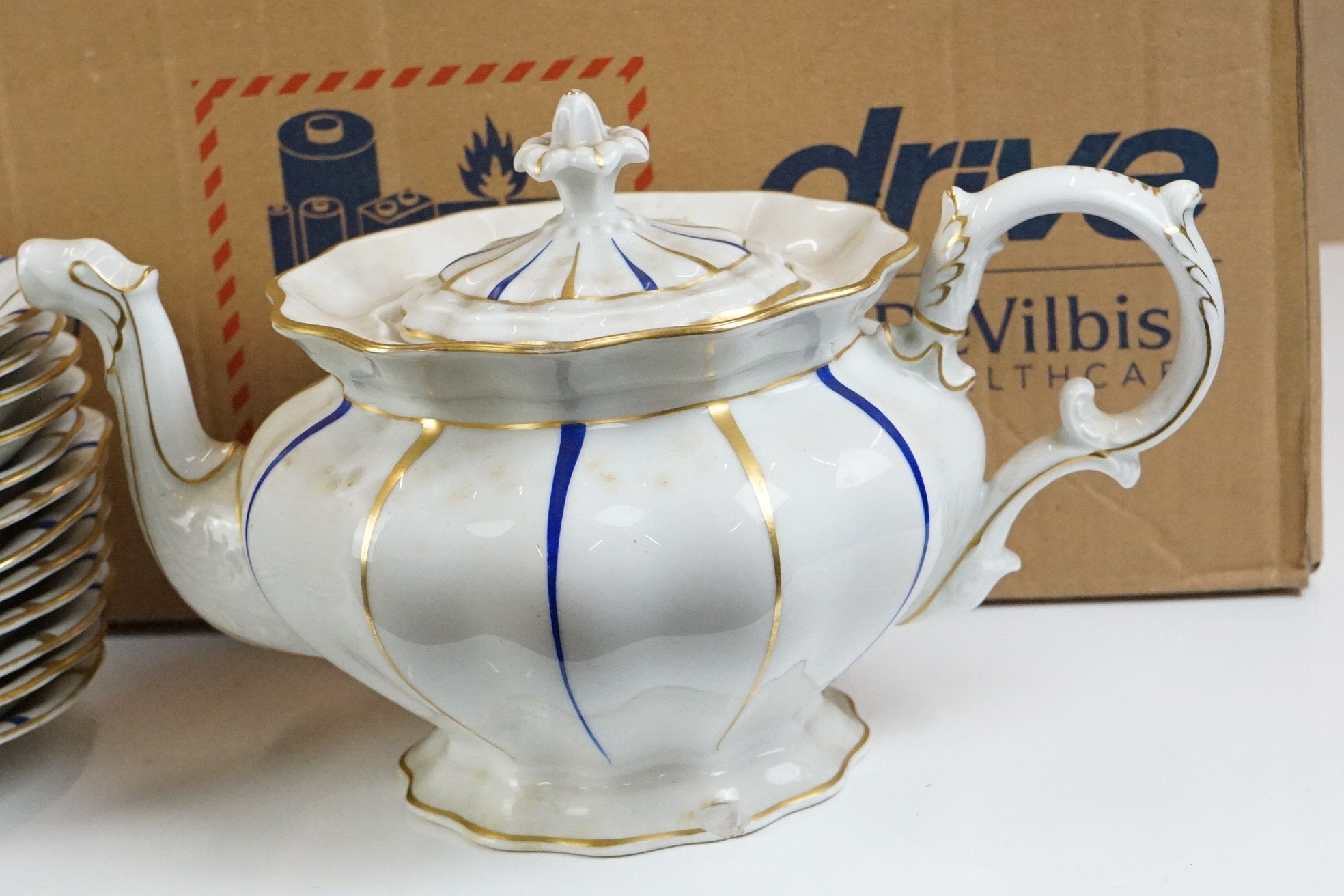 Early 20th Century Furstenberg porcelain tea set of scalloped form, decorated with blue & gilt - Image 4 of 8