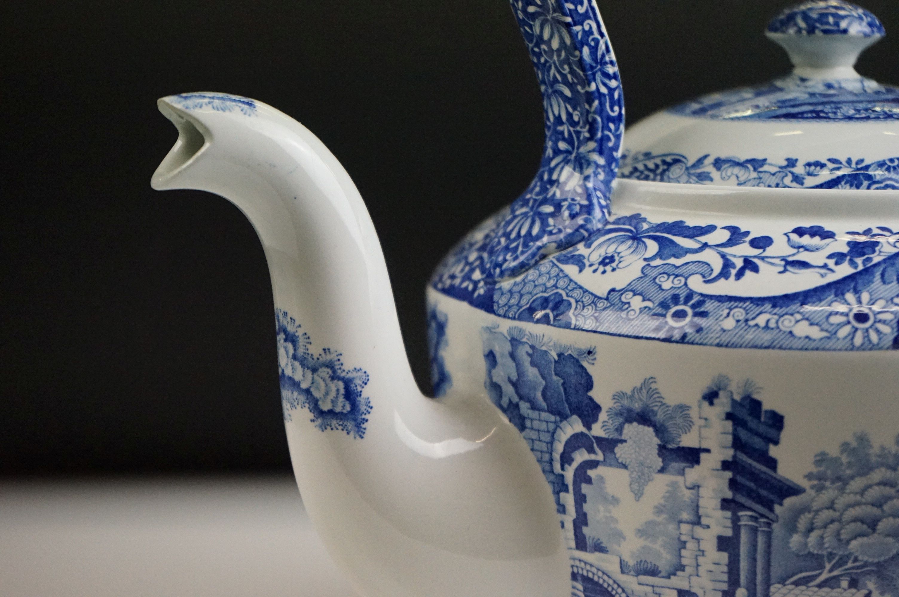 Large Spode Blue & White Italian pattern ceramic kettle & cover, 31cm high - Image 8 of 16