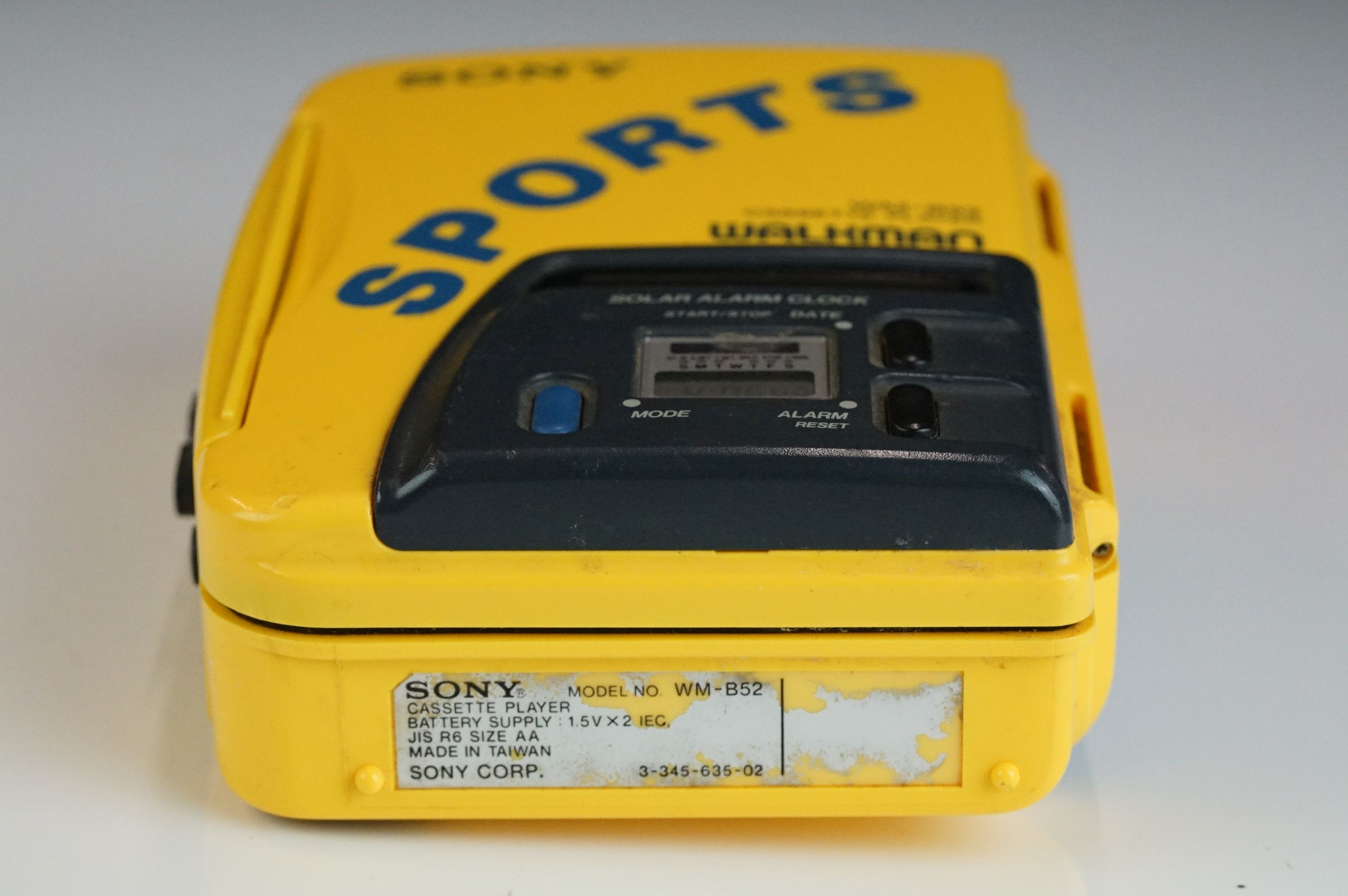 A late 20th century Sony Walkman Sports WM-B52 Cassette Walkman. - Image 3 of 11