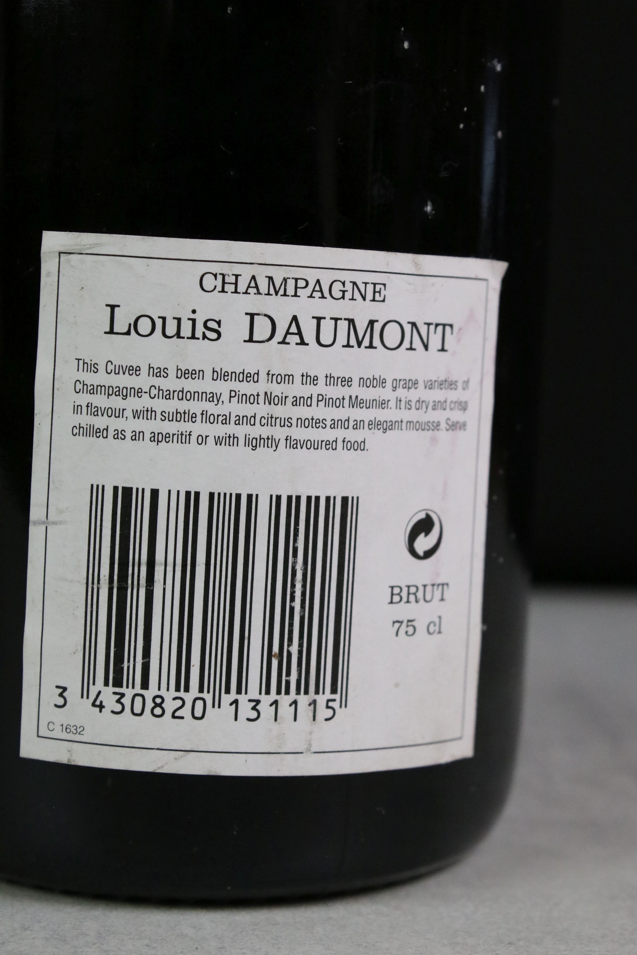 A collection of four bottles of Champagne to include Moet & Chandon, Louis Daumont, Louvel - Image 17 of 18