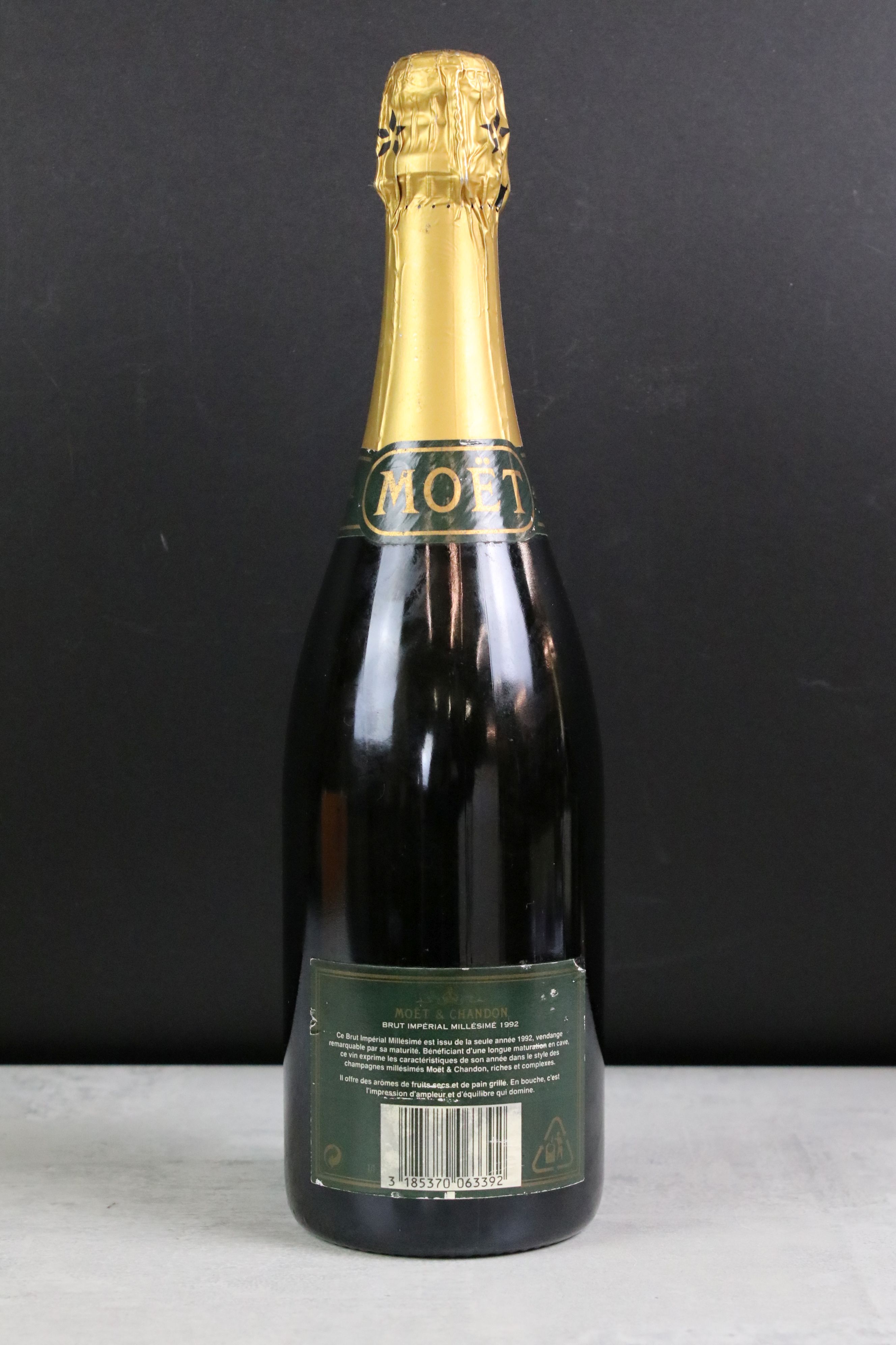 A collection of four bottles of Champagne to include Moet & Chandon, Louis Daumont, Louvel - Image 9 of 18