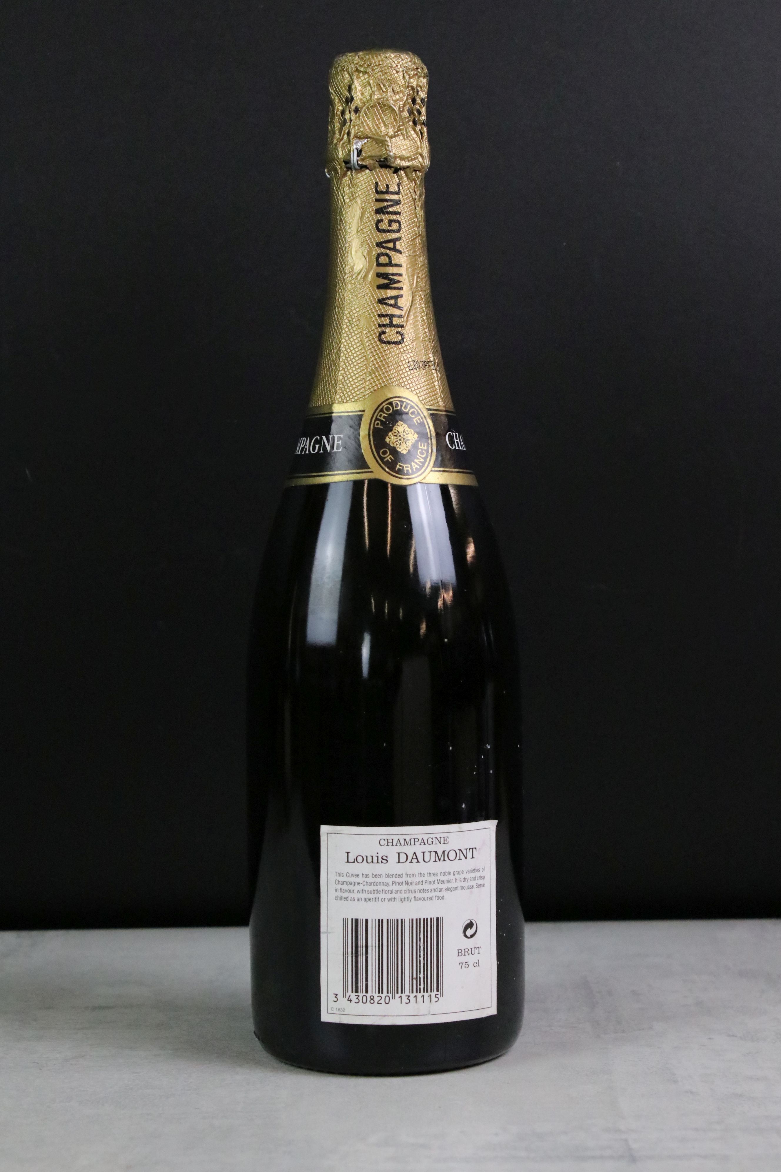 A collection of four bottles of Champagne to include Moet & Chandon, Louis Daumont, Louvel - Image 16 of 18