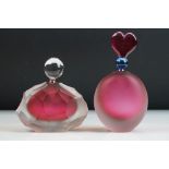 Bob Crooks - Beehive frosted glass scent bottle in ruby red, of faceted form, with clear glass