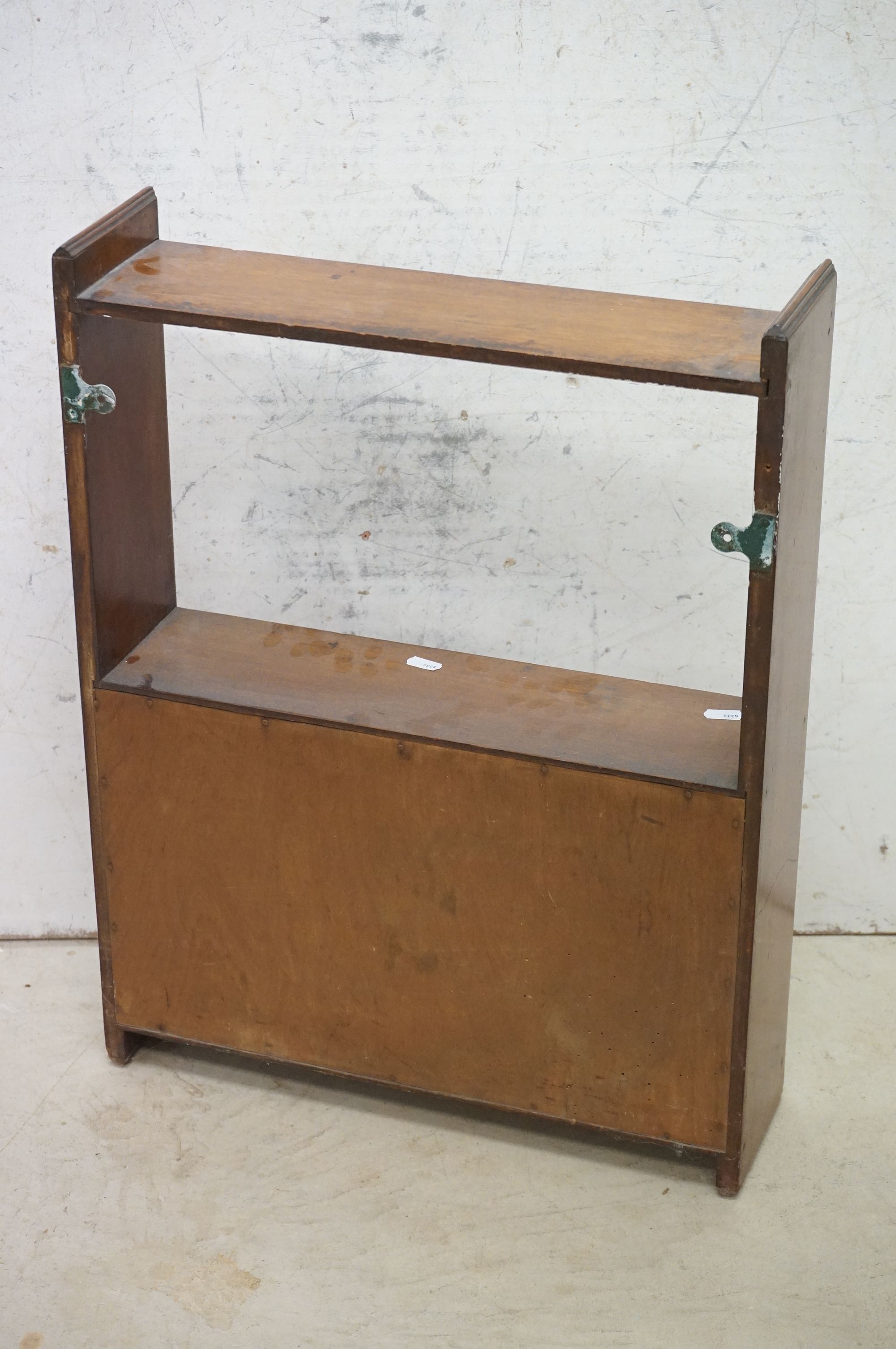 19th / Early 20th century Mahogany Hanging Wall Shelf and Cupboard, 48cm wide x 63cm high - Image 6 of 6