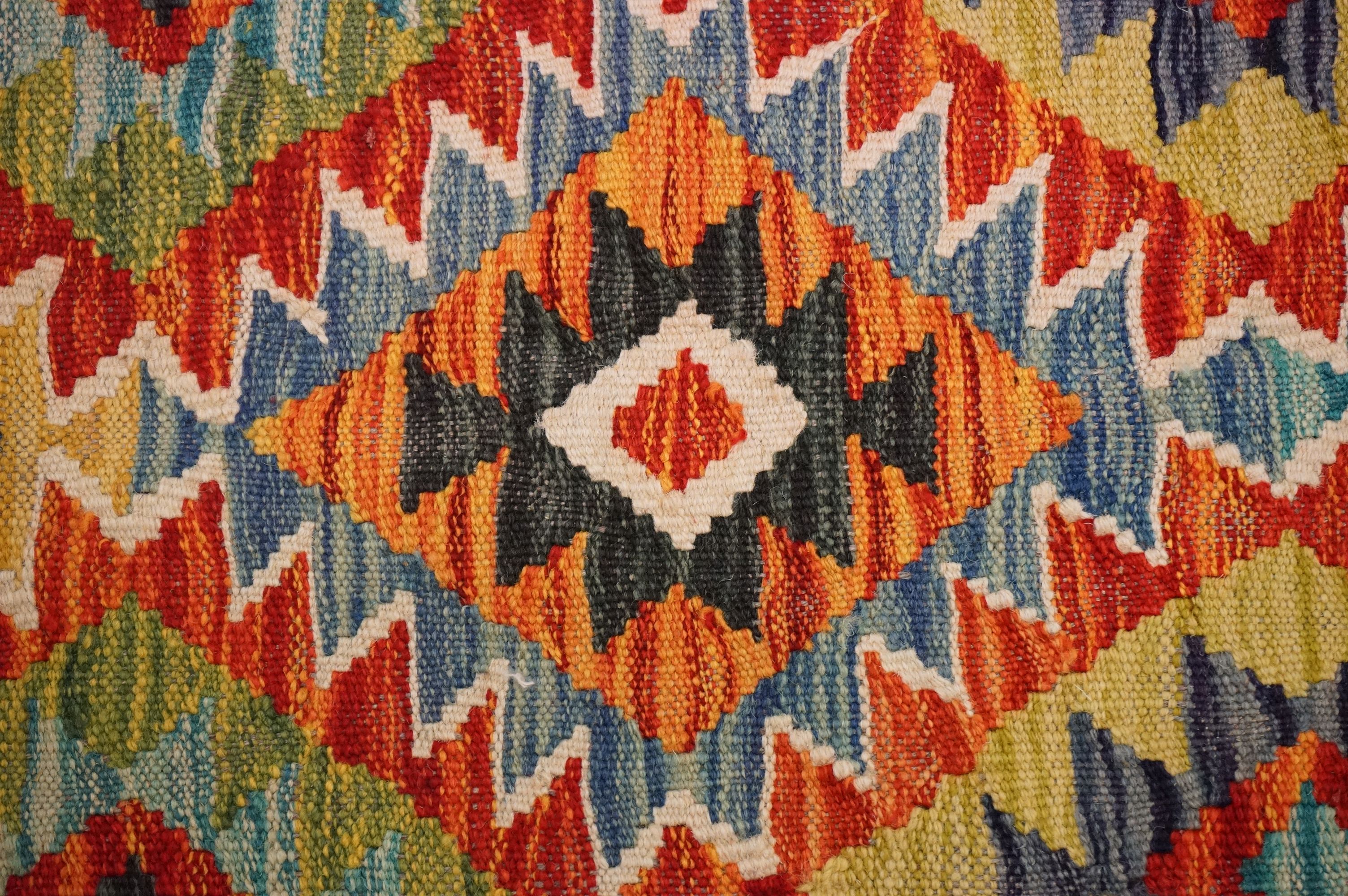 Hand Knotted Woolen Chobi Kilim Rug, 148cm x 100cm - Image 4 of 6