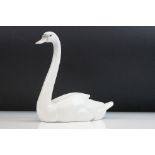 Lladro Swan, model 5230, 21.5cm high