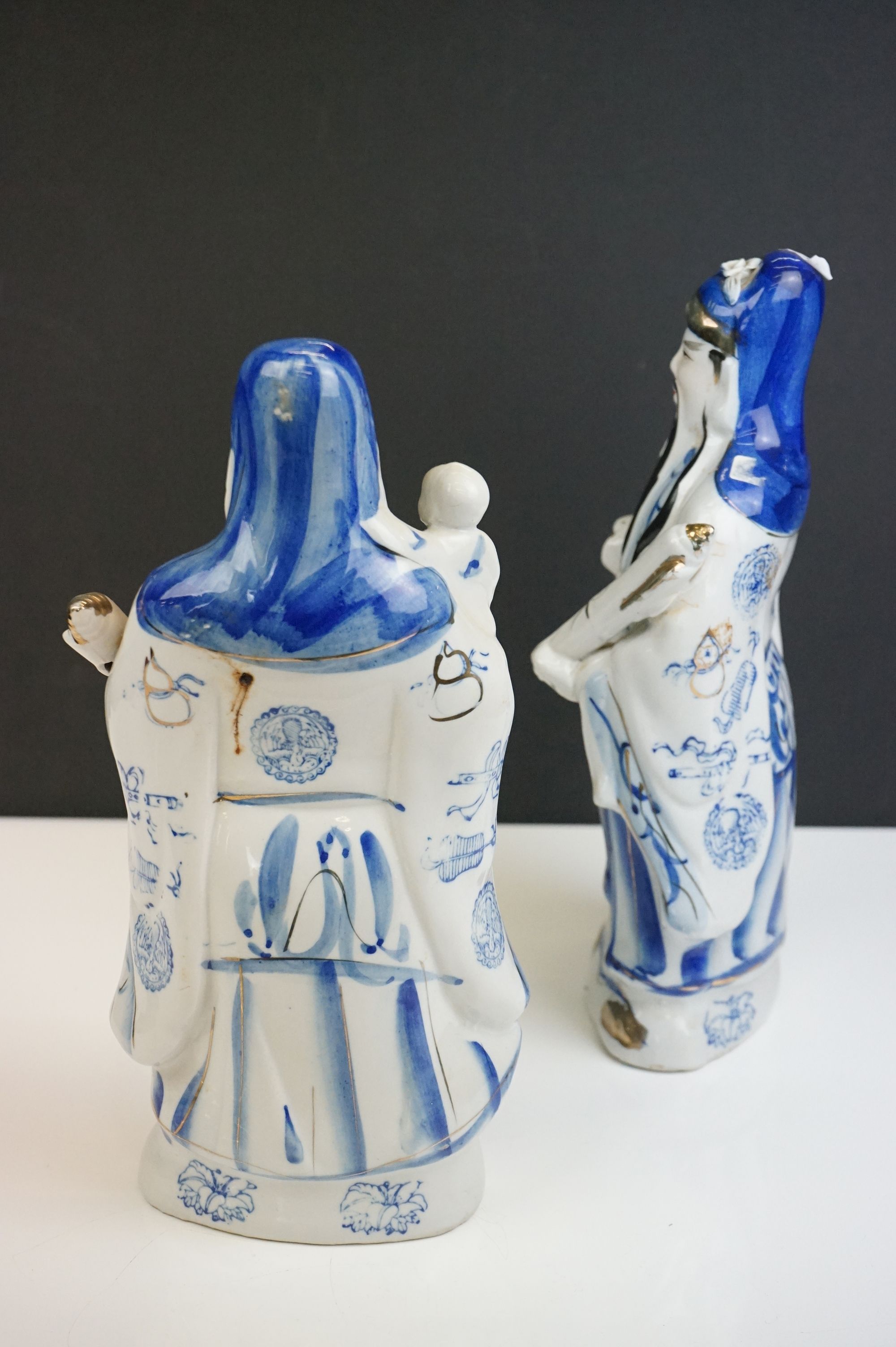 Oriental Ceramics including a Pair of Japanese Baluster Vases, 39cm high, Pair of Chinese Blue and - Image 11 of 28