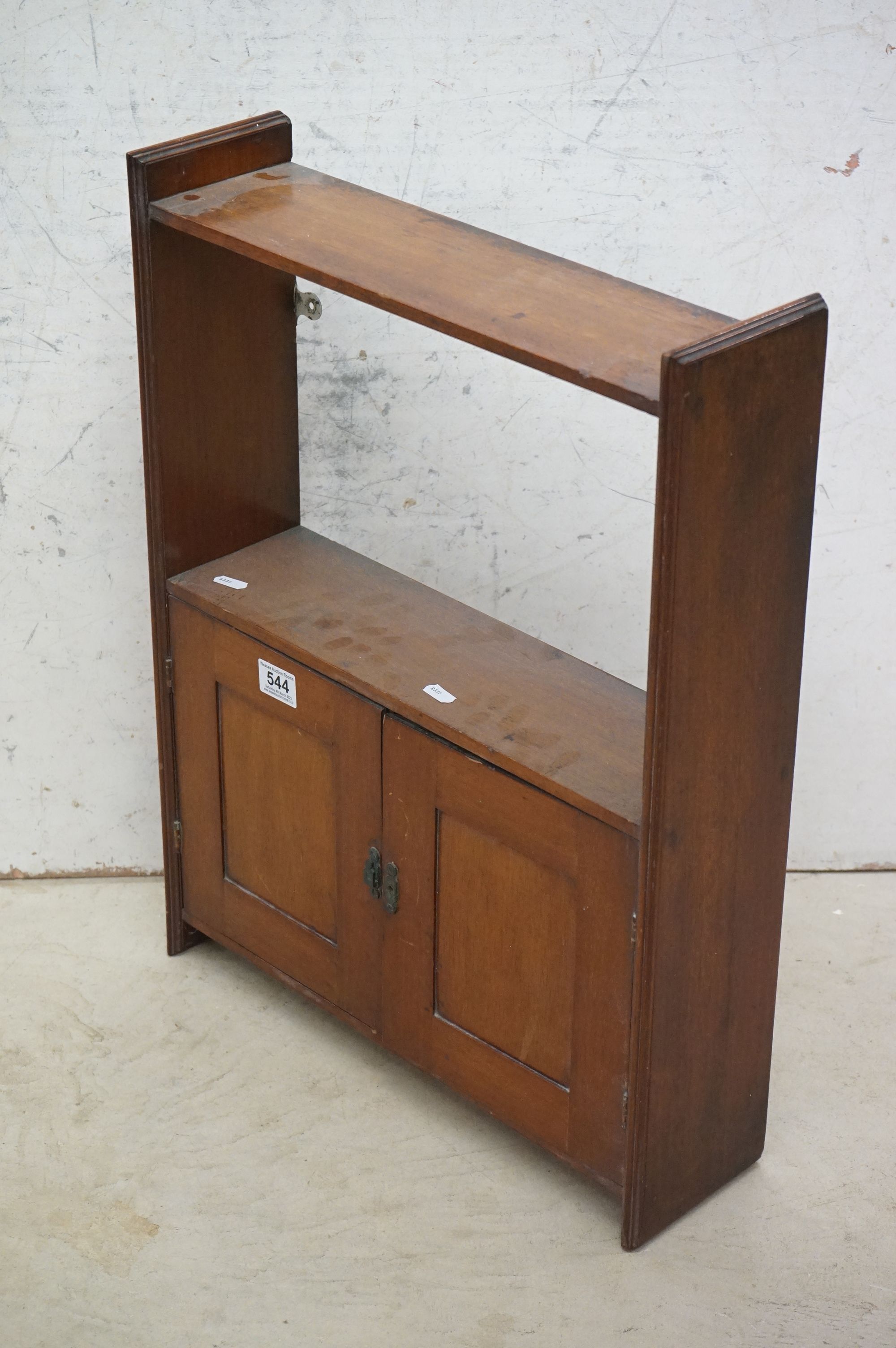 19th / Early 20th century Mahogany Hanging Wall Shelf and Cupboard, 48cm wide x 63cm high - Image 3 of 6