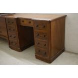 Victorian Walnut Twin Pedestal Inverted Breakfront Writing Desk of small proportions, brown