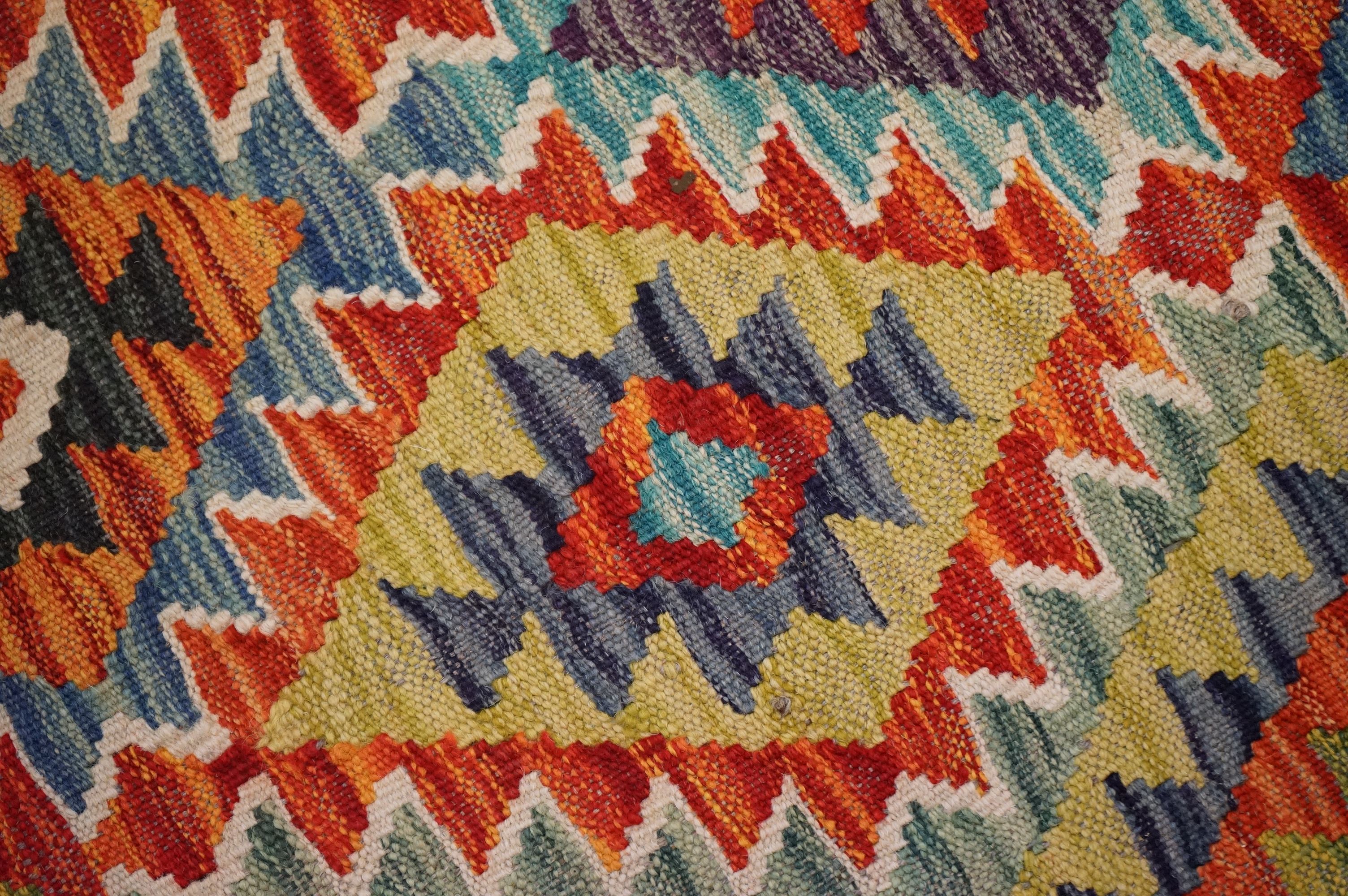 Hand Knotted Woolen Chobi Kilim Rug, 148cm x 100cm - Image 3 of 6