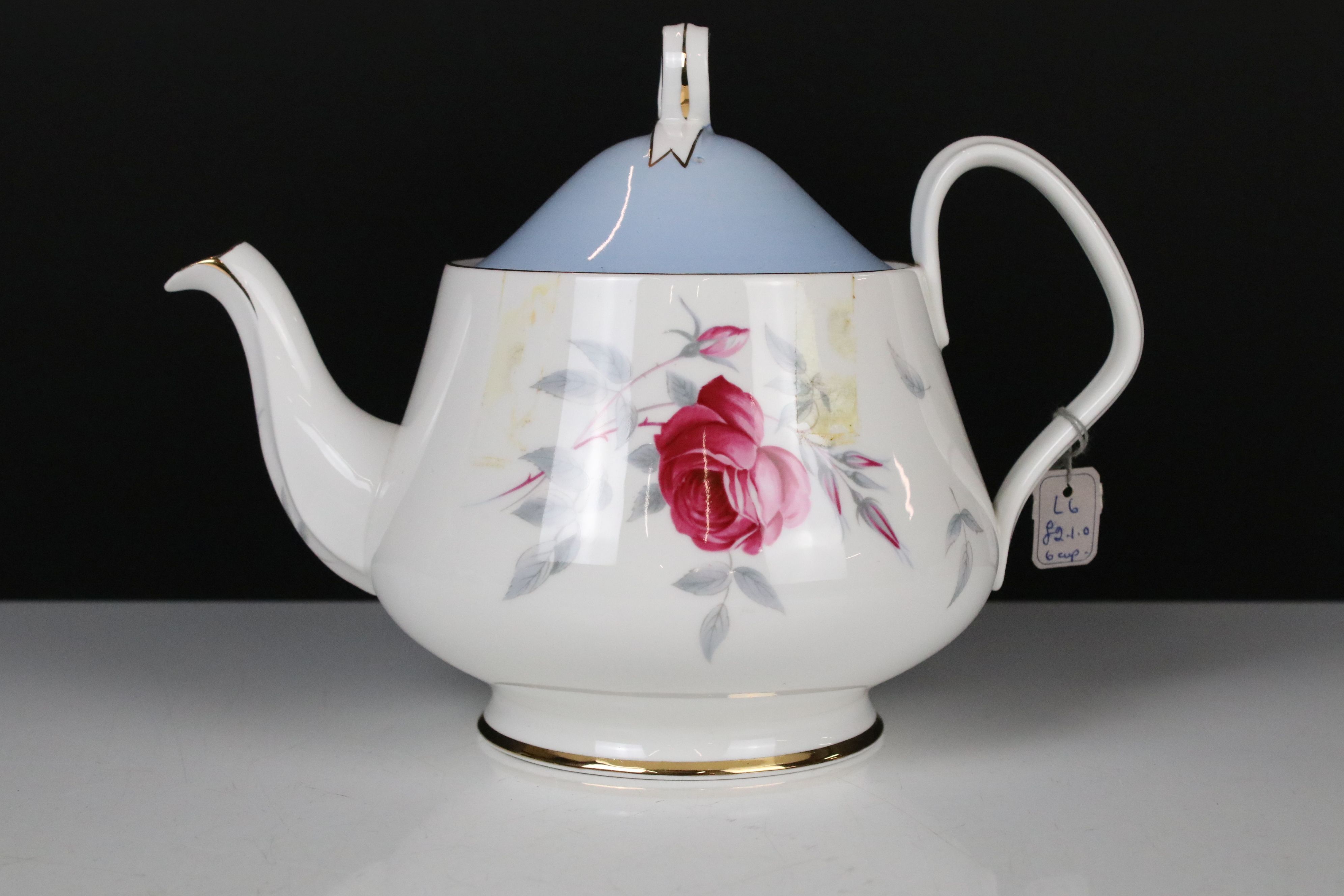 Royal Albert ' Charmaine ' Tea Set comprising Teapot, Milk, Sugar, 6 tea cups, saucers and tea - Image 4 of 11
