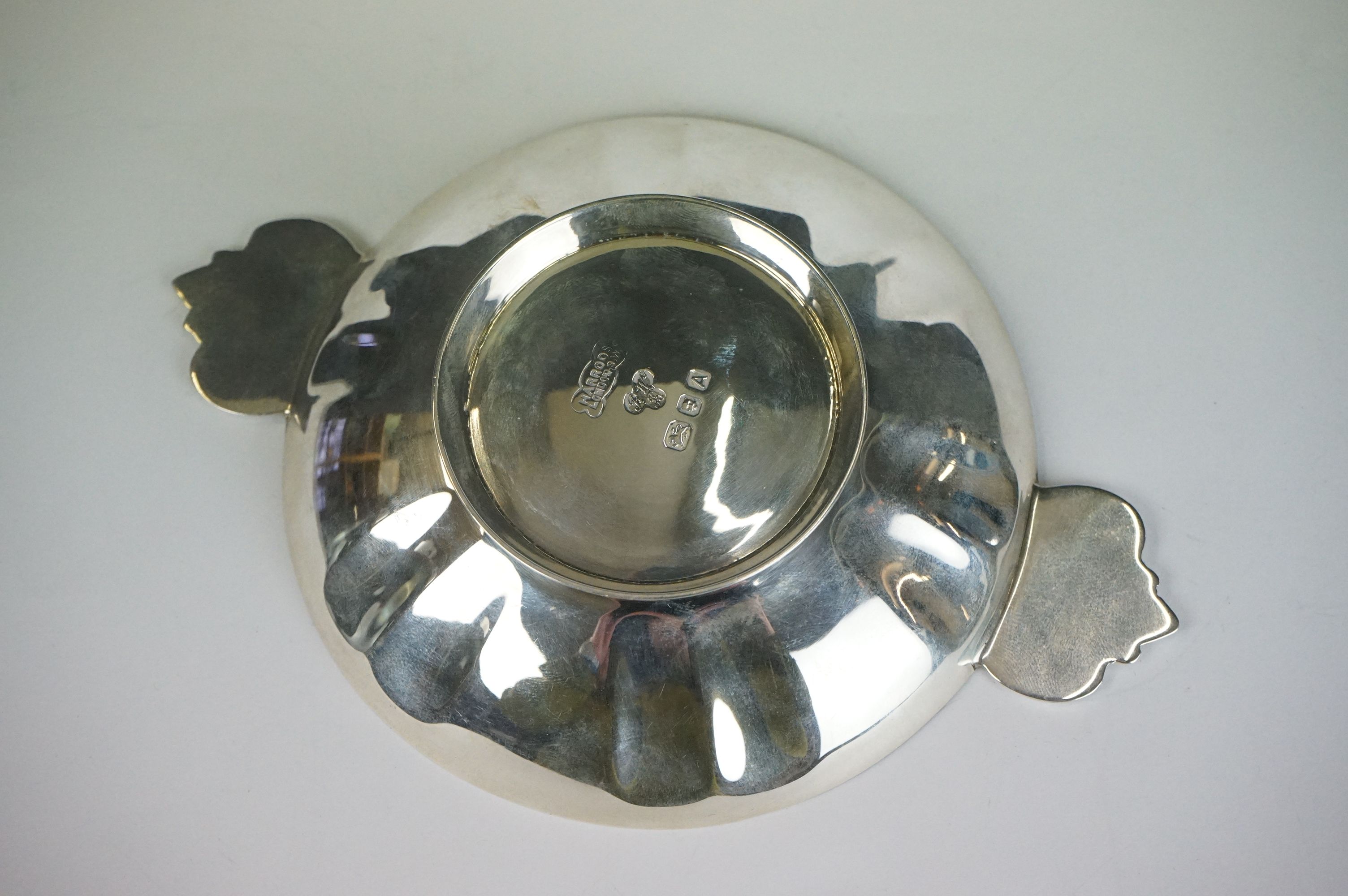 Harrods of London, Art Deco Silver Twin Handled Wine Taster Bowl, London 1936, 15cm wide - Image 4 of 5