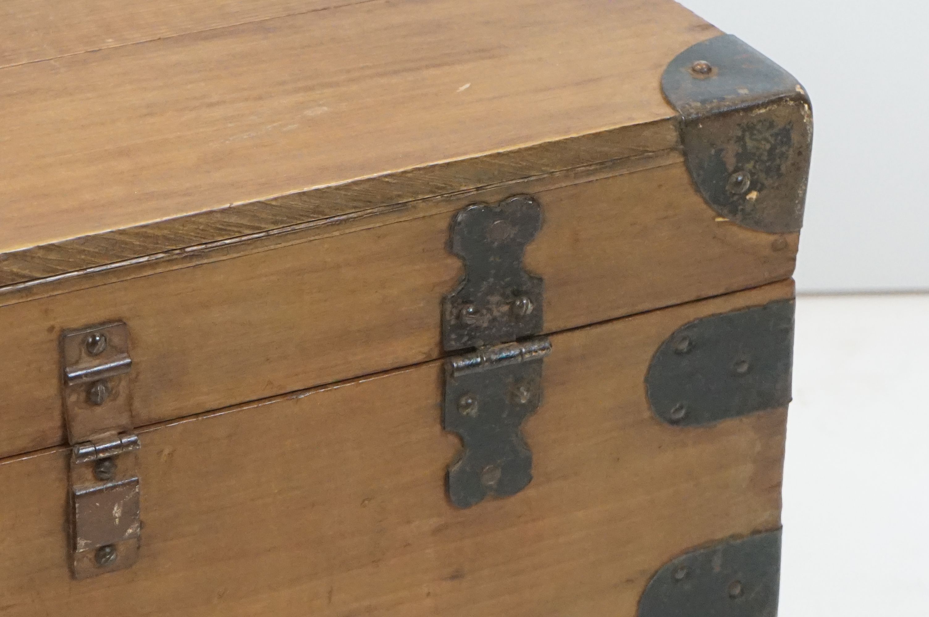 Pine Tack Box, 50cm wide x 29cm high - Image 12 of 12