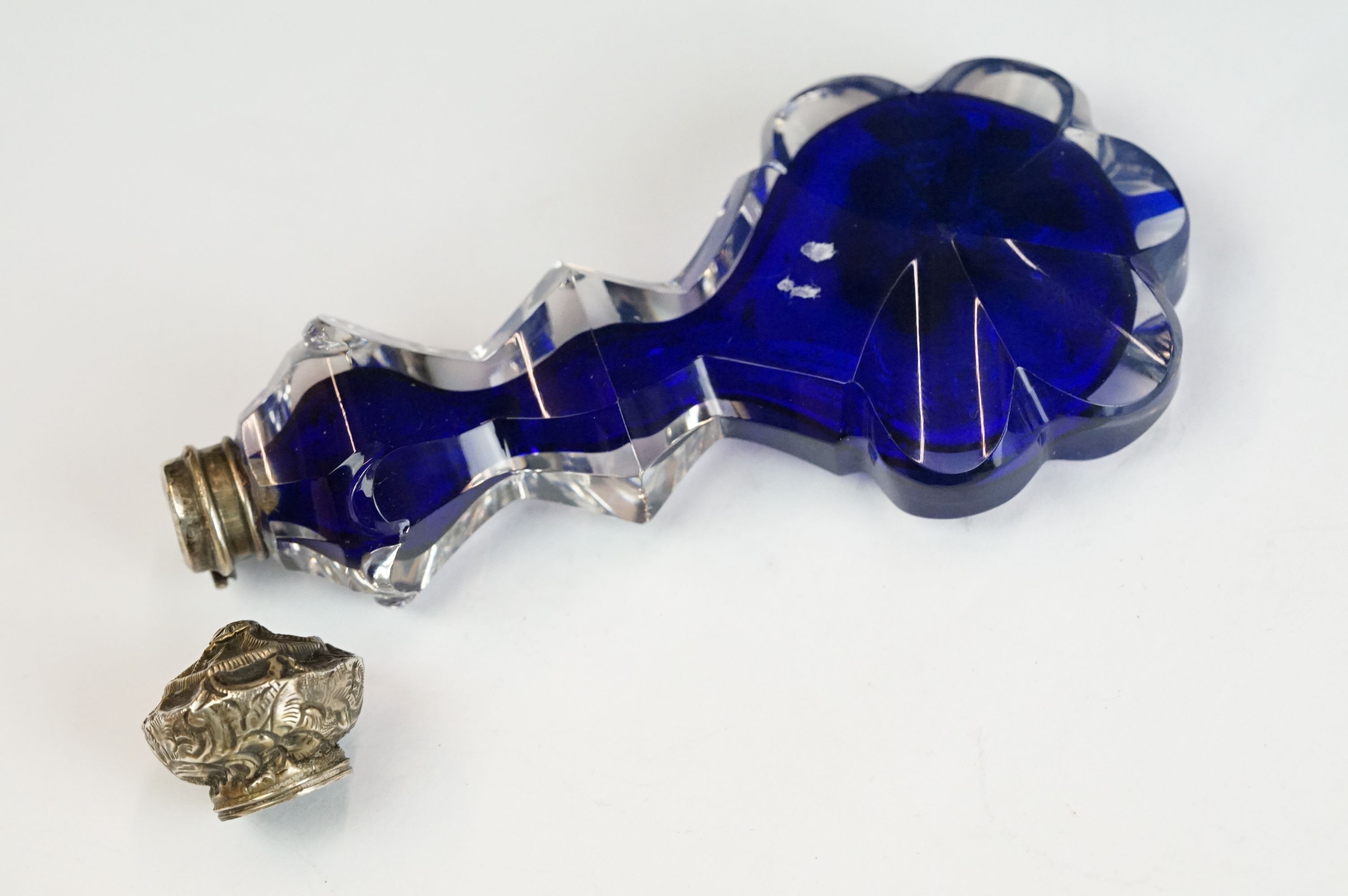 A fully hallmarked sterling silver pierced cased scent bottle together with a blue glass and a - Image 5 of 10