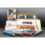 Collection of boxed & unboxed OO gauge model railway featuring boxed Hornby R2636 BR 2-6-4T