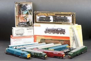 Collection of boxed & unboxed OO gauge model railway featuring boxed Hornby R2636 BR 2-6-4T