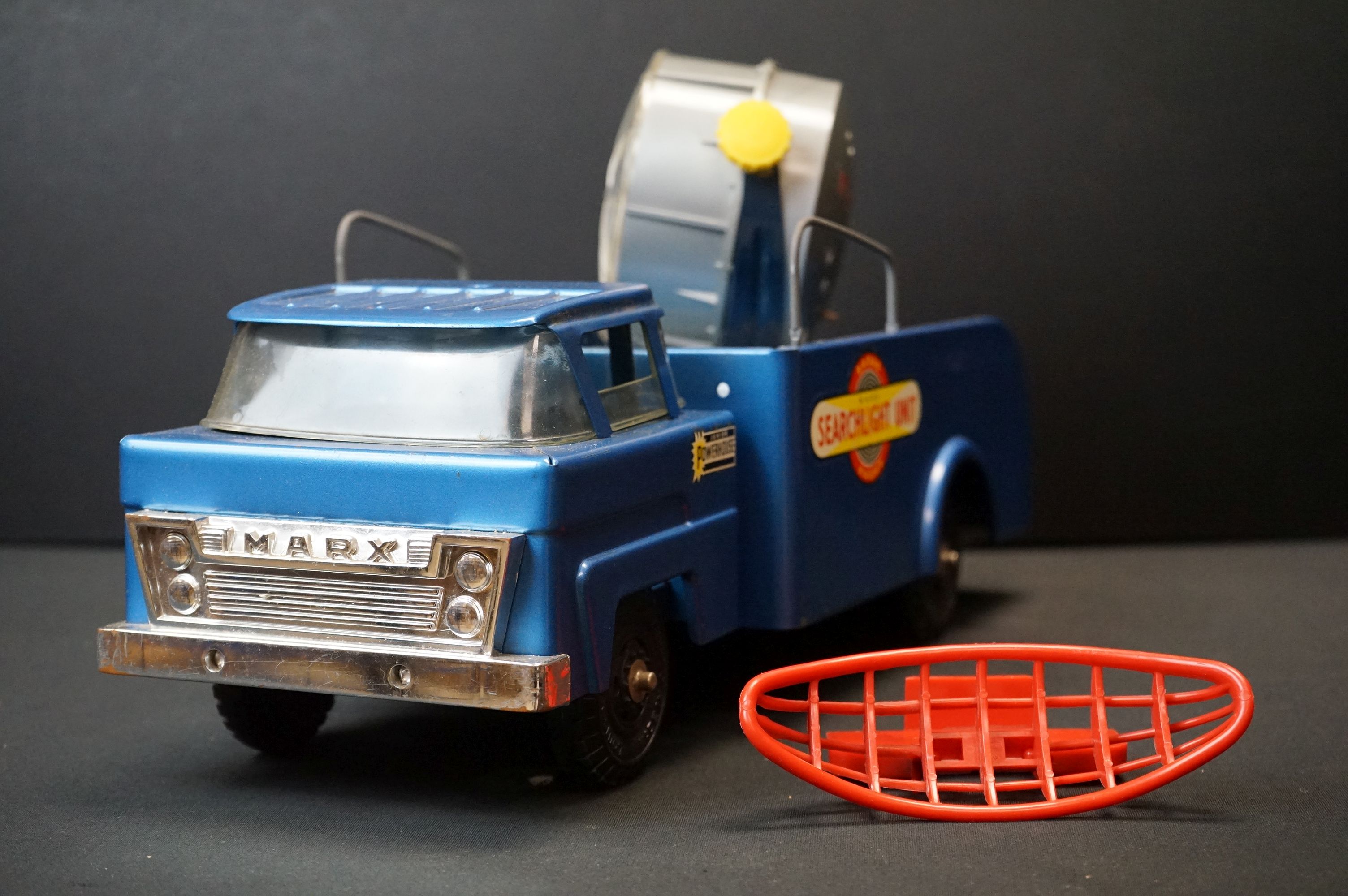 Two boxed metal toys to include Marx Radar Searchlight Truck and Triang Whistle Puff Puff, showing - Image 9 of 21