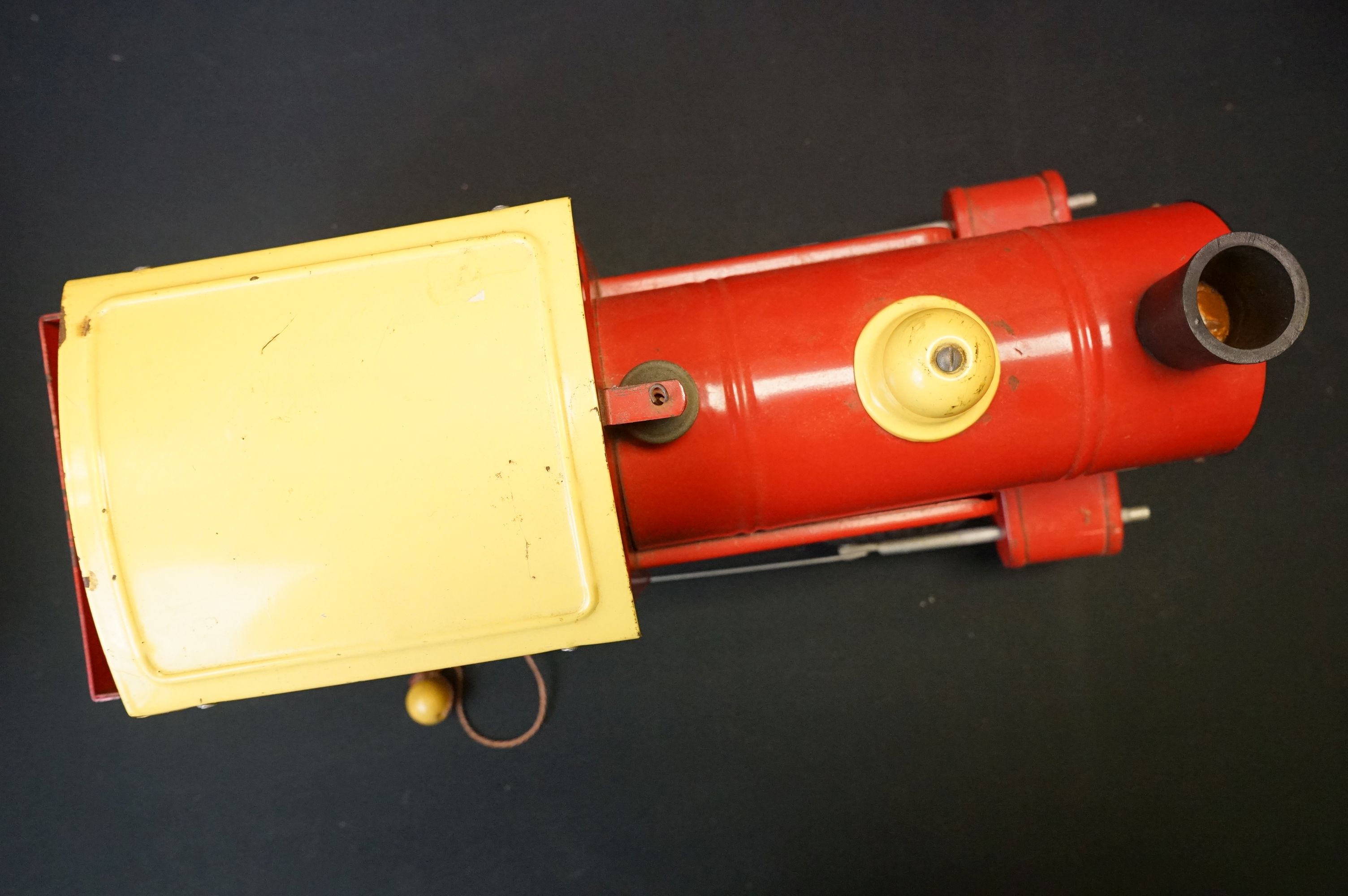 Two boxed metal toys to include Marx Radar Searchlight Truck and Triang Whistle Puff Puff, showing - Image 19 of 21