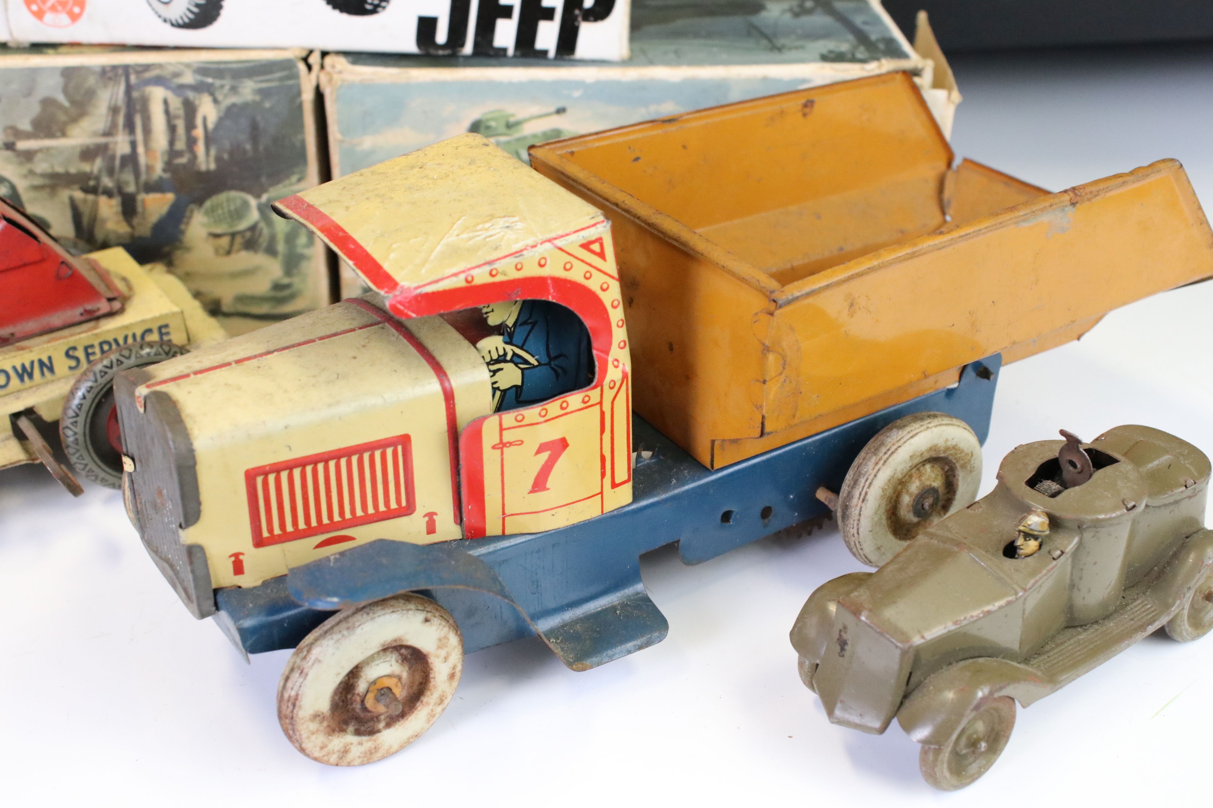 Seven mid 20th C tin plate models to include 2 x boxed 690 U.S. Armoured Half Tracks, boxed Ites - Image 3 of 6