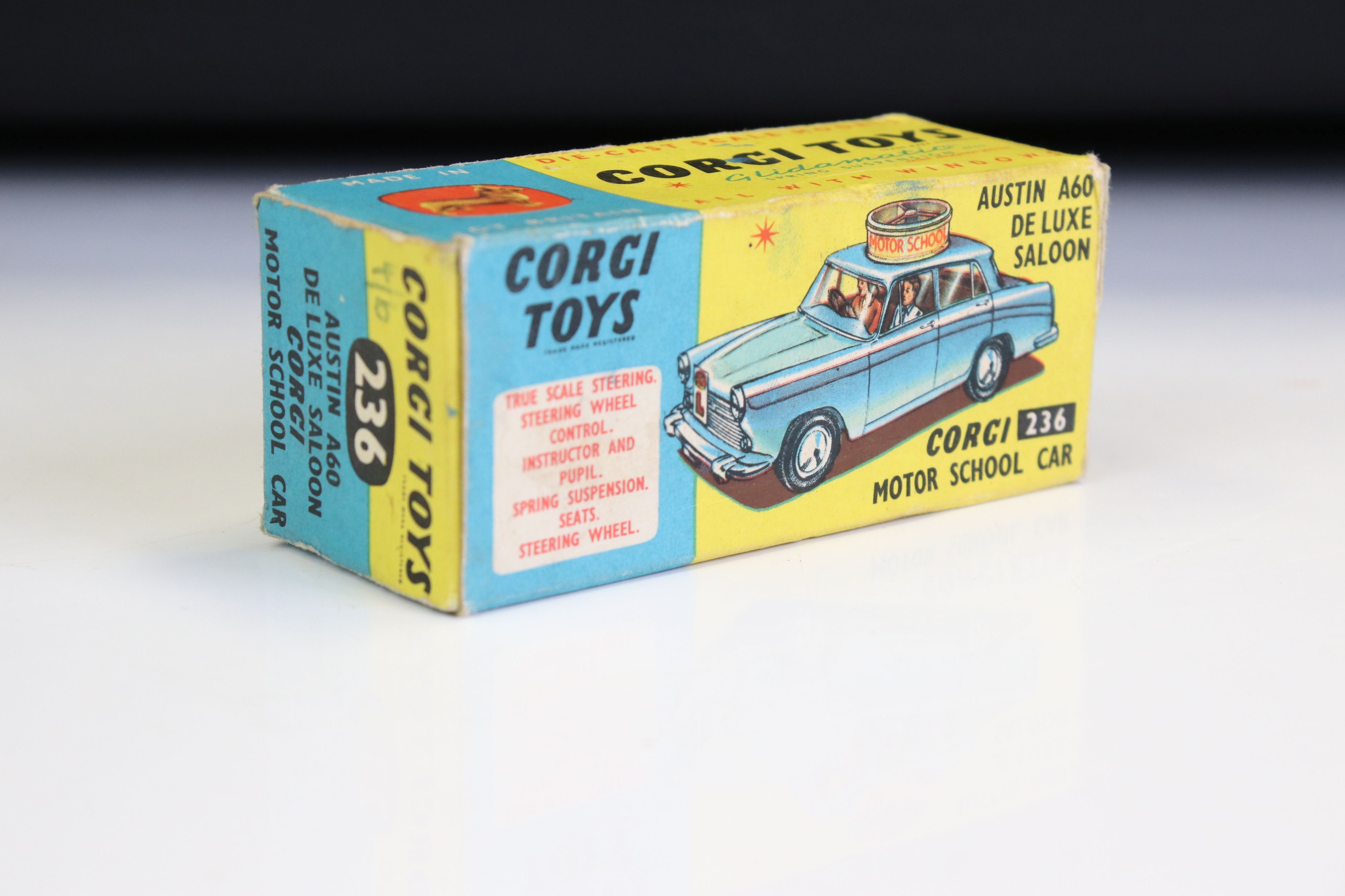 Four boxed Corgi diecast models to include 232 Fiat 200 in pink with mauve roof, 426 Chipperfield - Image 10 of 21