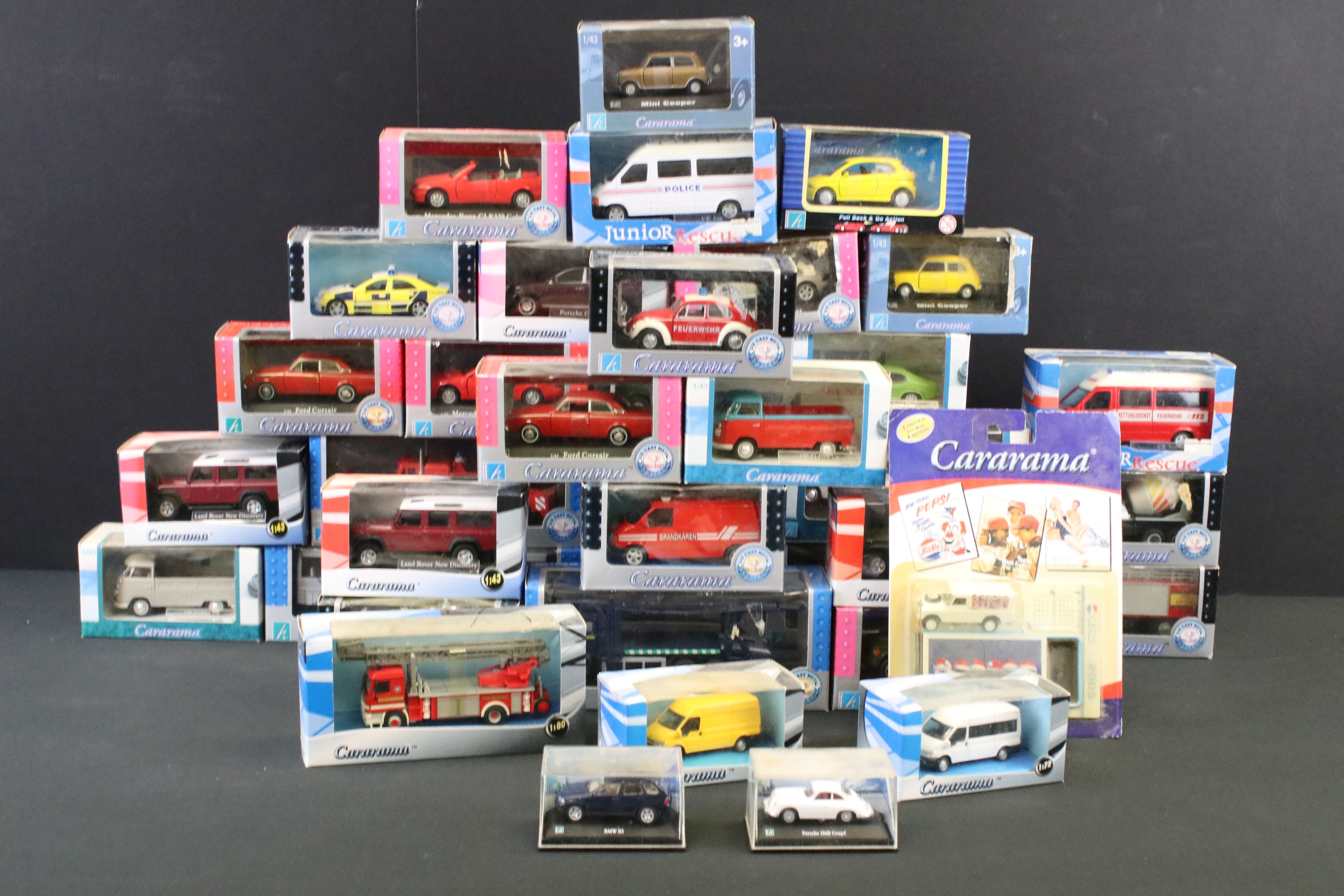37 Boxed Cararama diecast models to include No. 252 1/43 Volkswagen Microbus multi-model set, No.