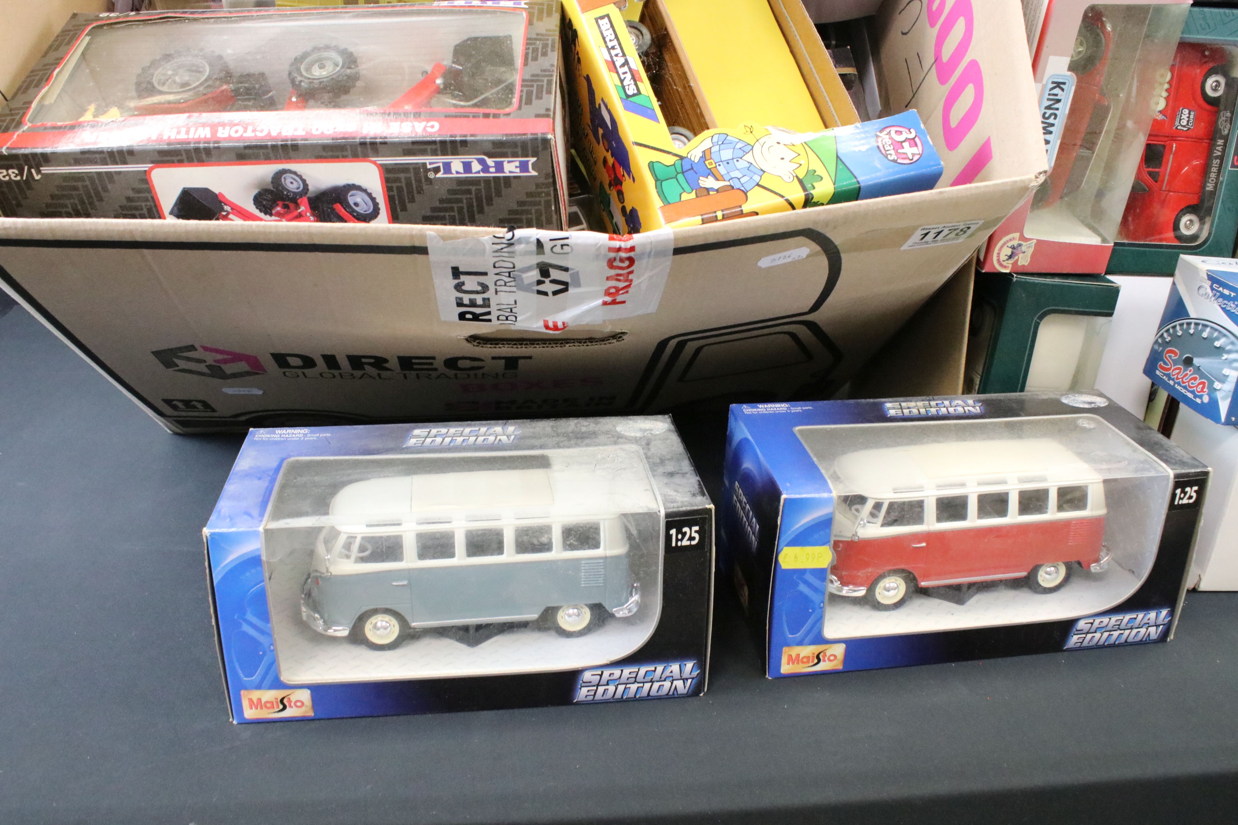 Around 90 boxed diecast models to include Welly, Britains, ERTL, Maisto, Corgi, Motor Max, Matchbox, - Image 3 of 5