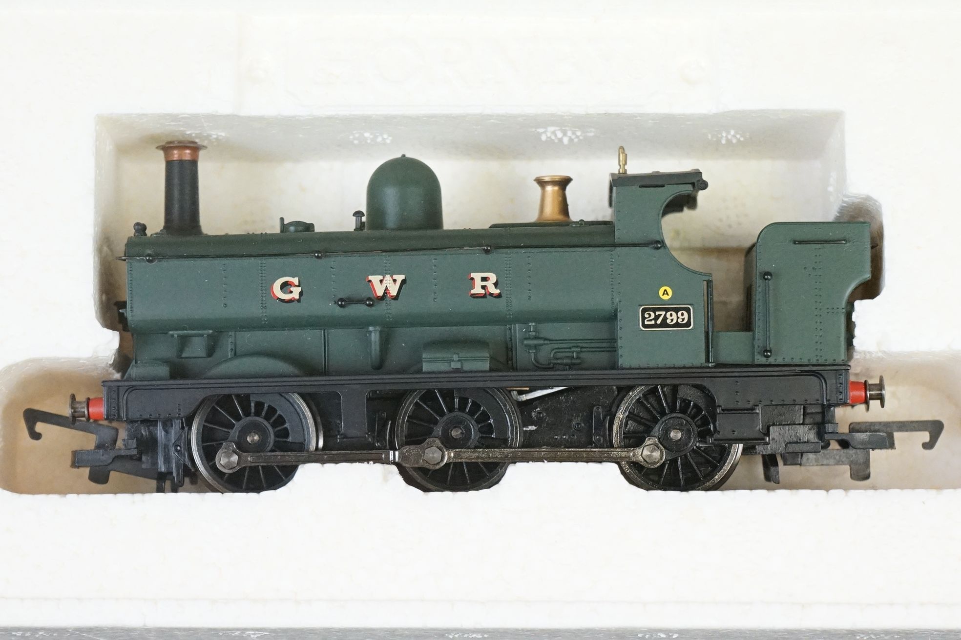 Four boxed Hornby OO gauge locomotives to include R2064A GWR 0-6-0 Dean Goods Locomotive 2322, R2328 - Image 10 of 11
