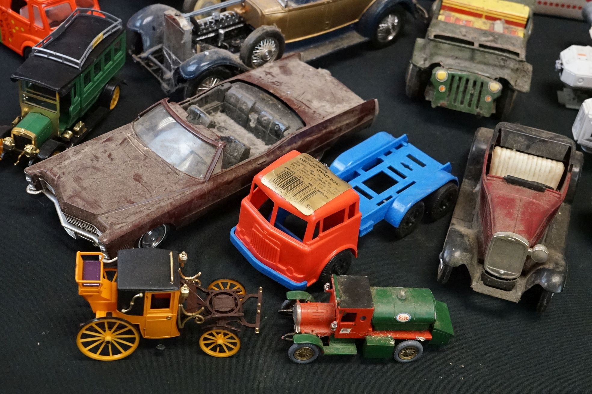 Collection of boxed and unboxed diecast & plastic models from the mid 20th C onwards to include 3 - Image 3 of 16