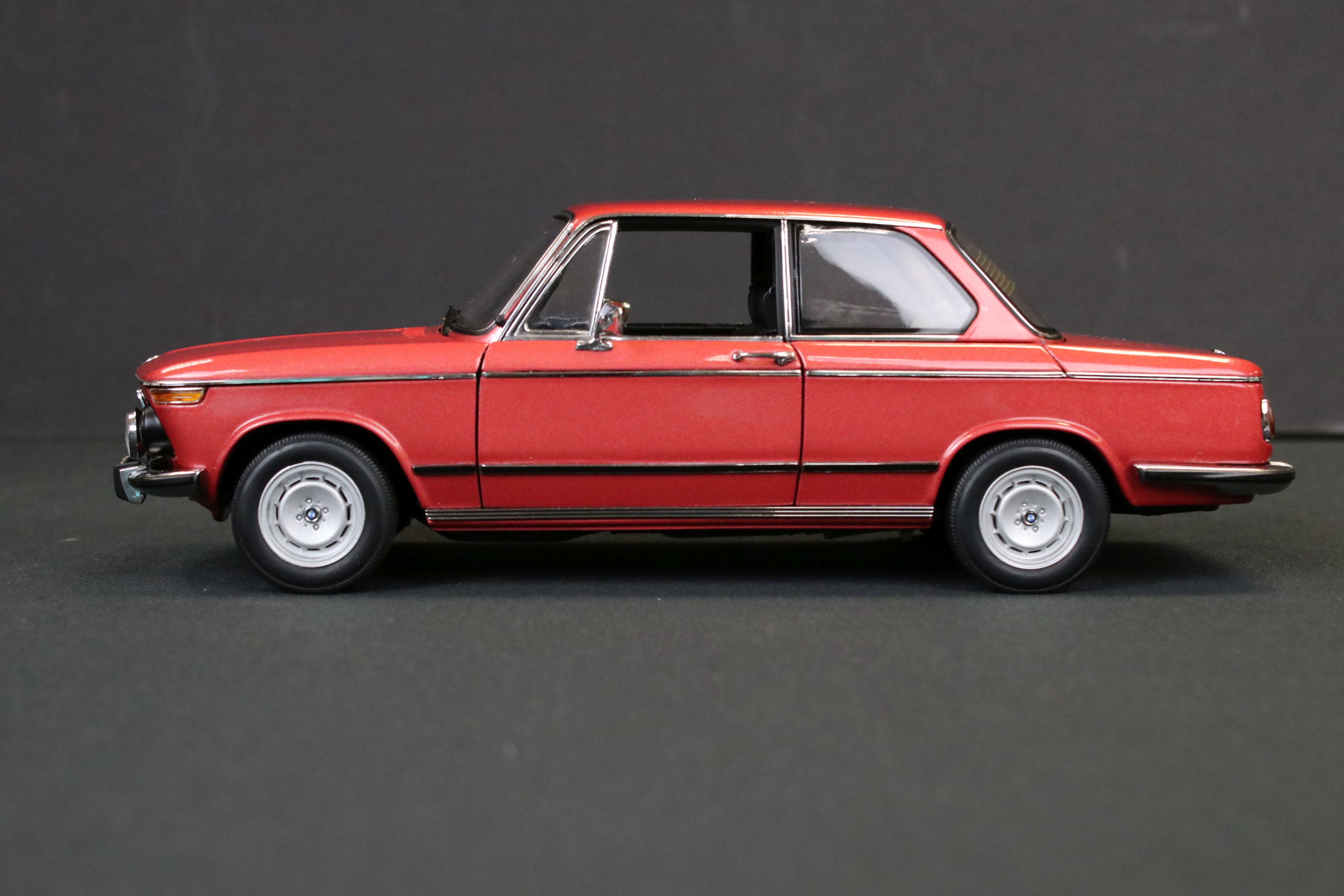 Two boxed AutoArt Millennium 1/18 diecast models to include BMW 2002 L and Lancia Fulvia 1.6HF - Image 6 of 14