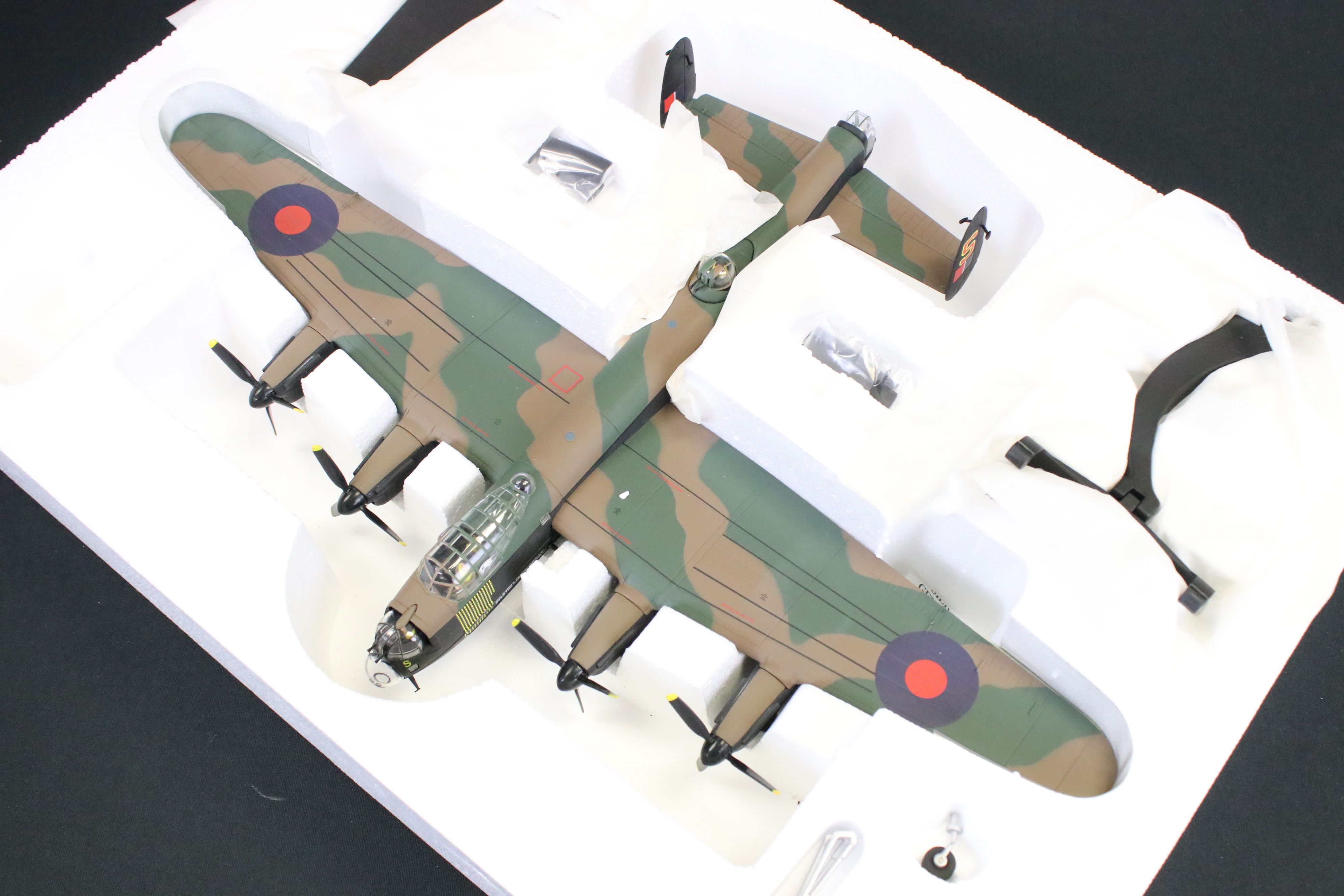 Two Boxed Corgi Aviation Archive diecast models to include 1:32 scale Flight Line Collection US34903 - Image 9 of 22