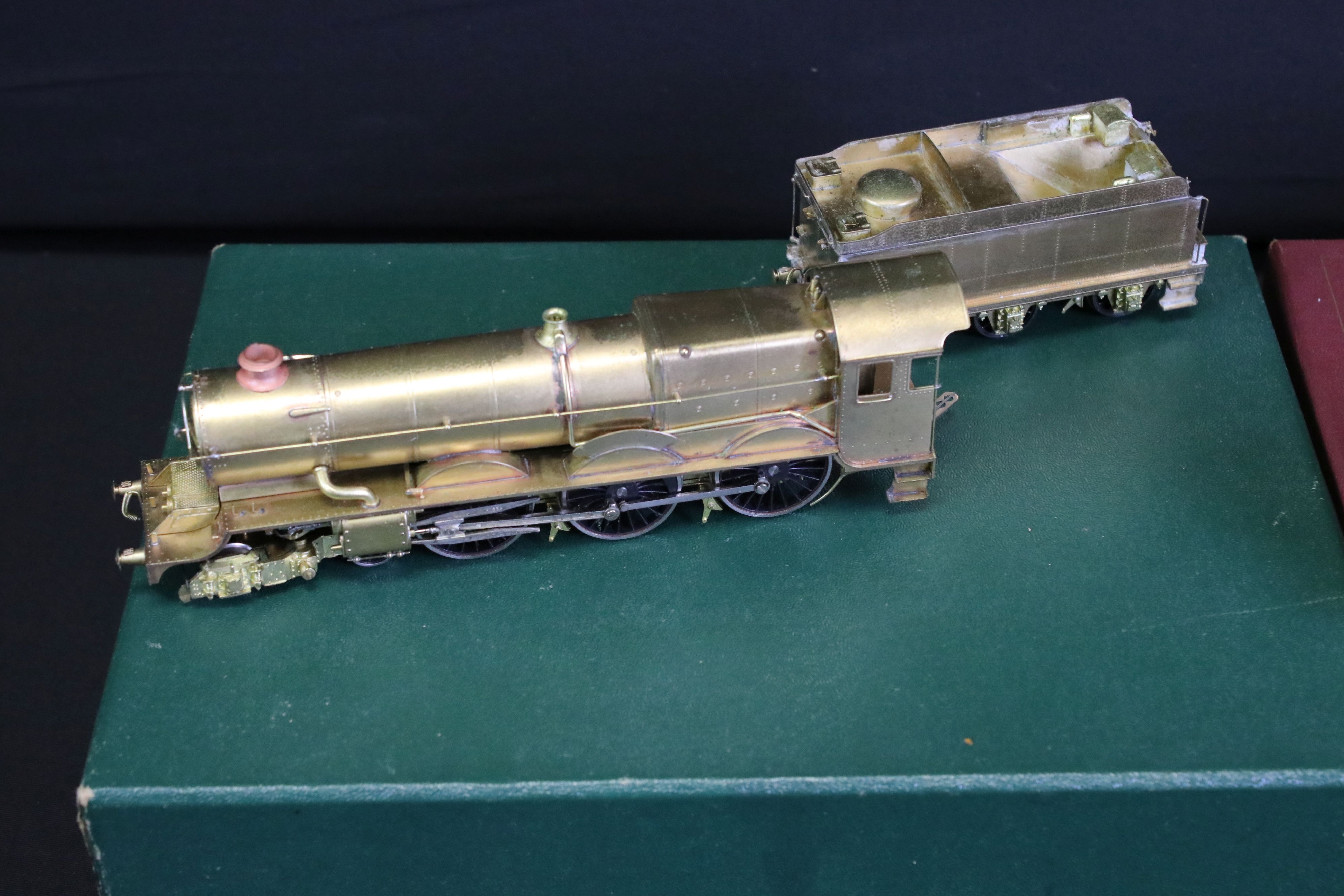 Five brass built OO gauge locomotives to include 2 x Garratts (one painted), GWR Castle class 4-6- - Image 4 of 6