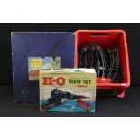 Boxed Hornby O gauge 601 Goods Set containing 0-4-0 1842 locomotive in green livery, 3 x items of