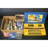 Quantity of Hornby Dublo model railway to include boxed EDP22 Passenger Train Royal Scot set with