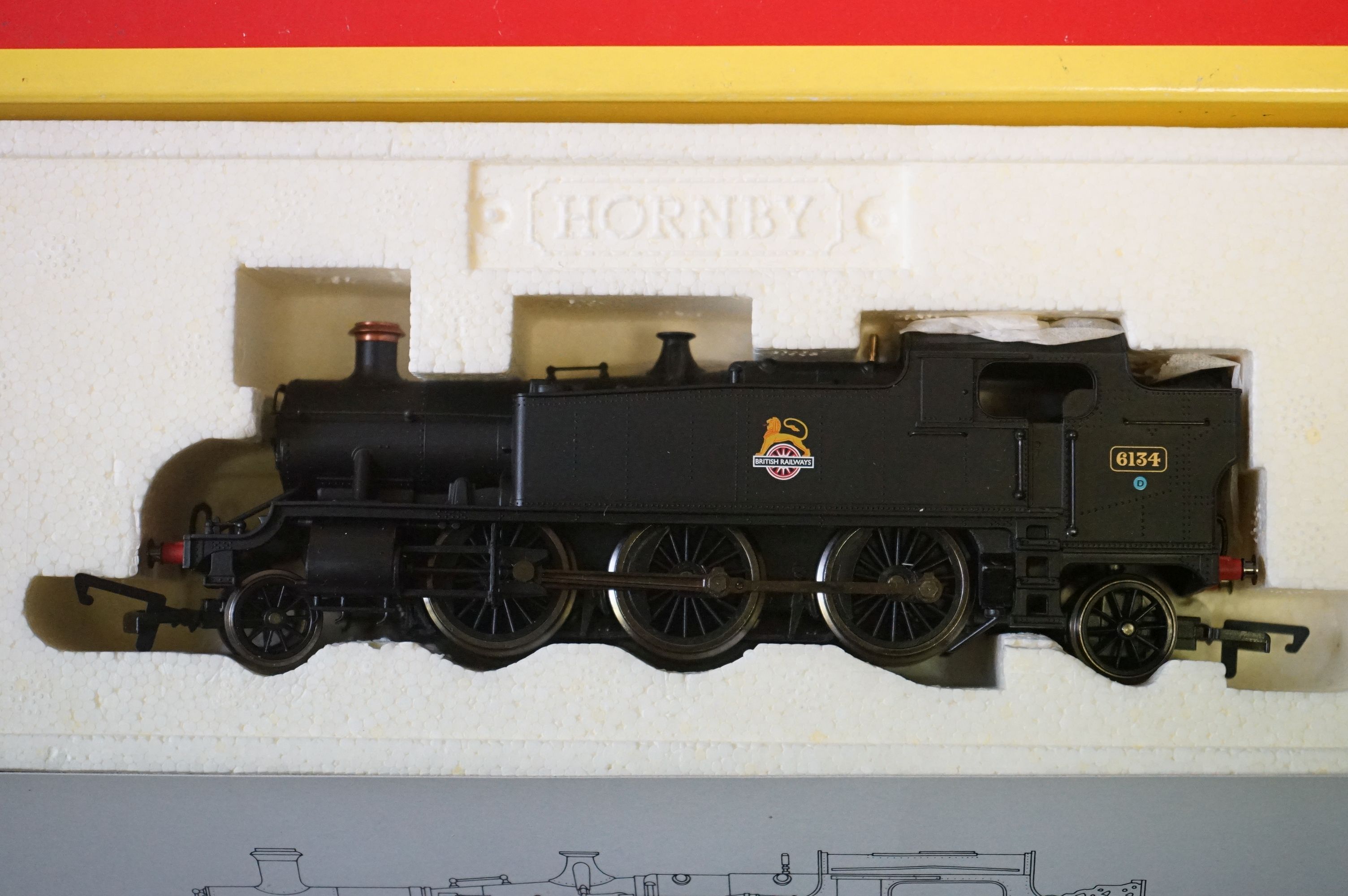 Four boxed Hornby OO gauge locomotives to include R2064A GWR 0-6-0 Dean Goods Locomotive 2322, - Image 6 of 13