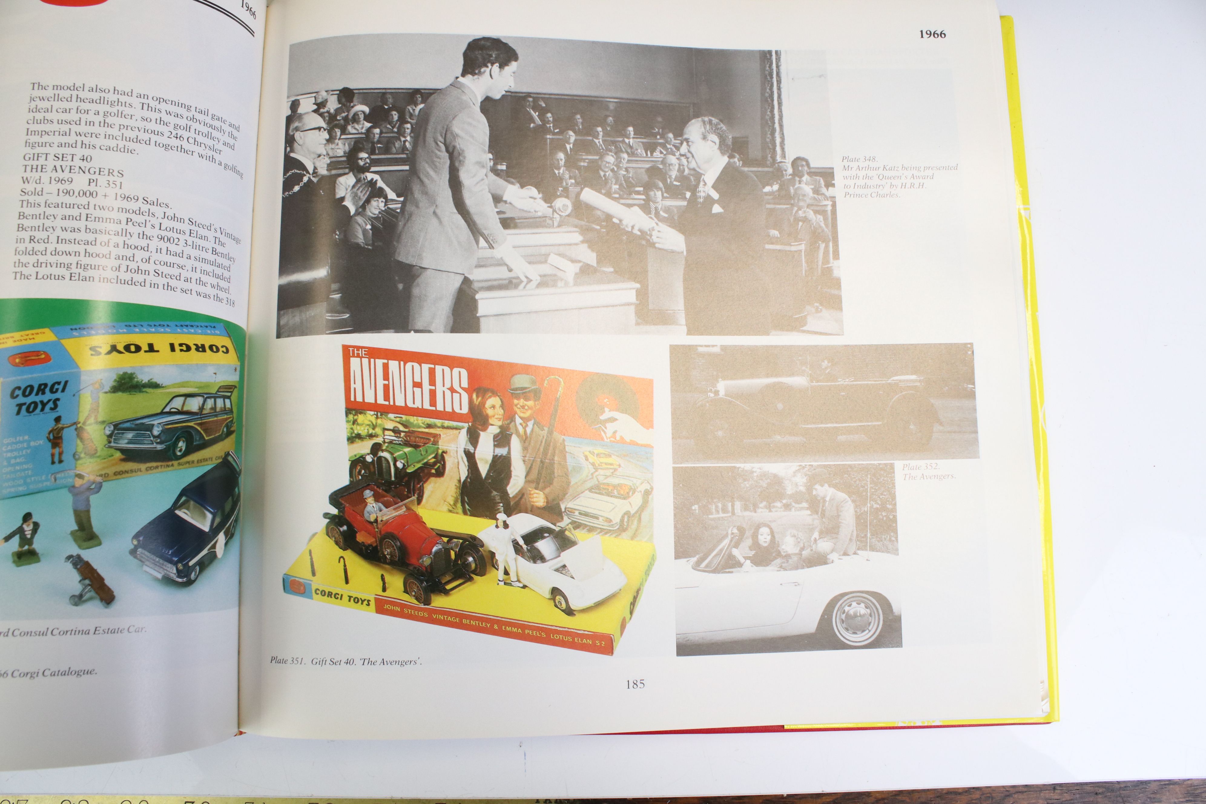 The Great Book Of Corgi 1956-1983 hardback reference book - by Marcel Van Cleemput - 1989 First - Image 19 of 20