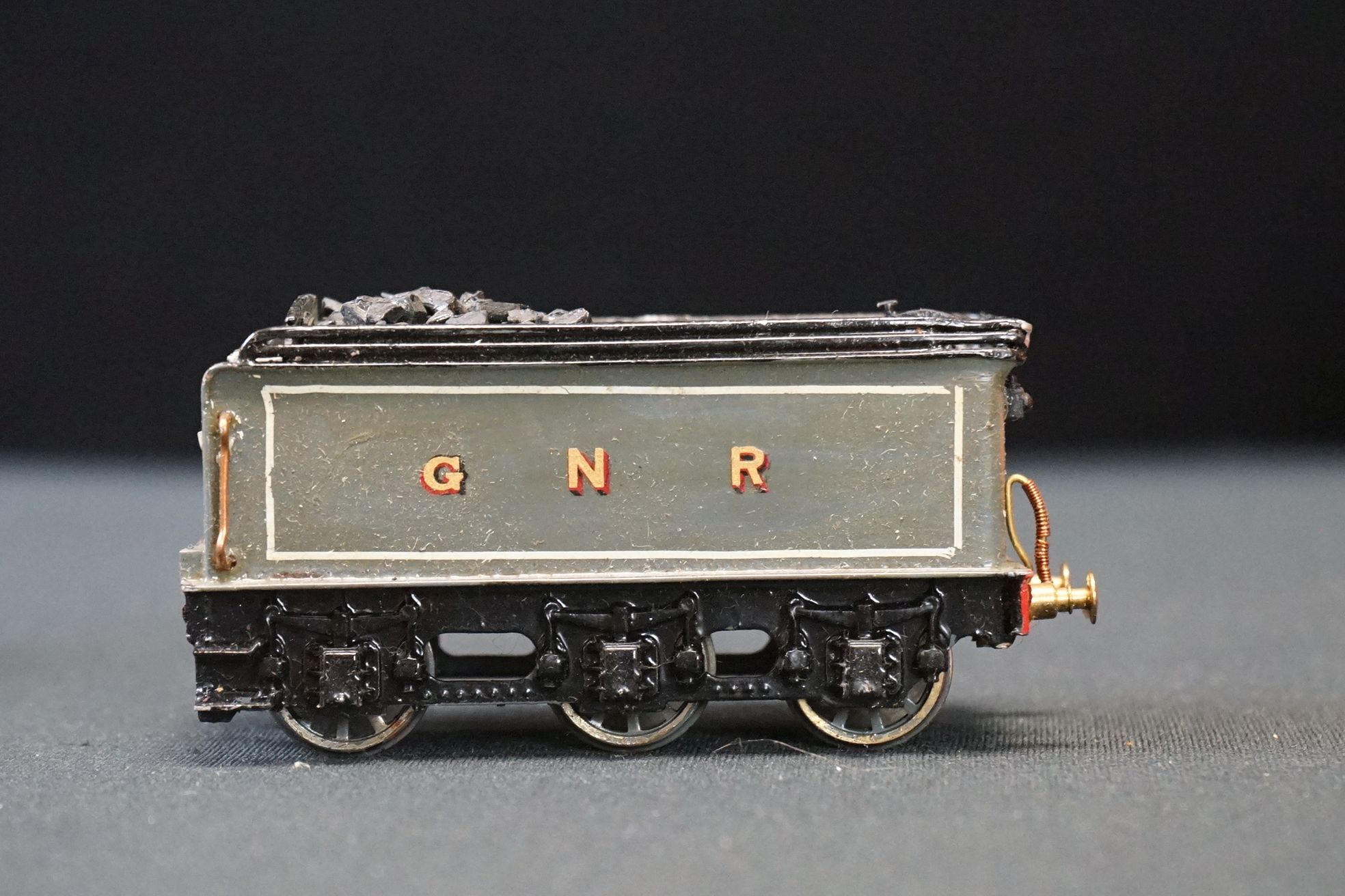 Two boxed & built Nu-Cast OO gauge LNER 02/2 Great Northern 02 locomotives, painted in different - Image 19 of 23