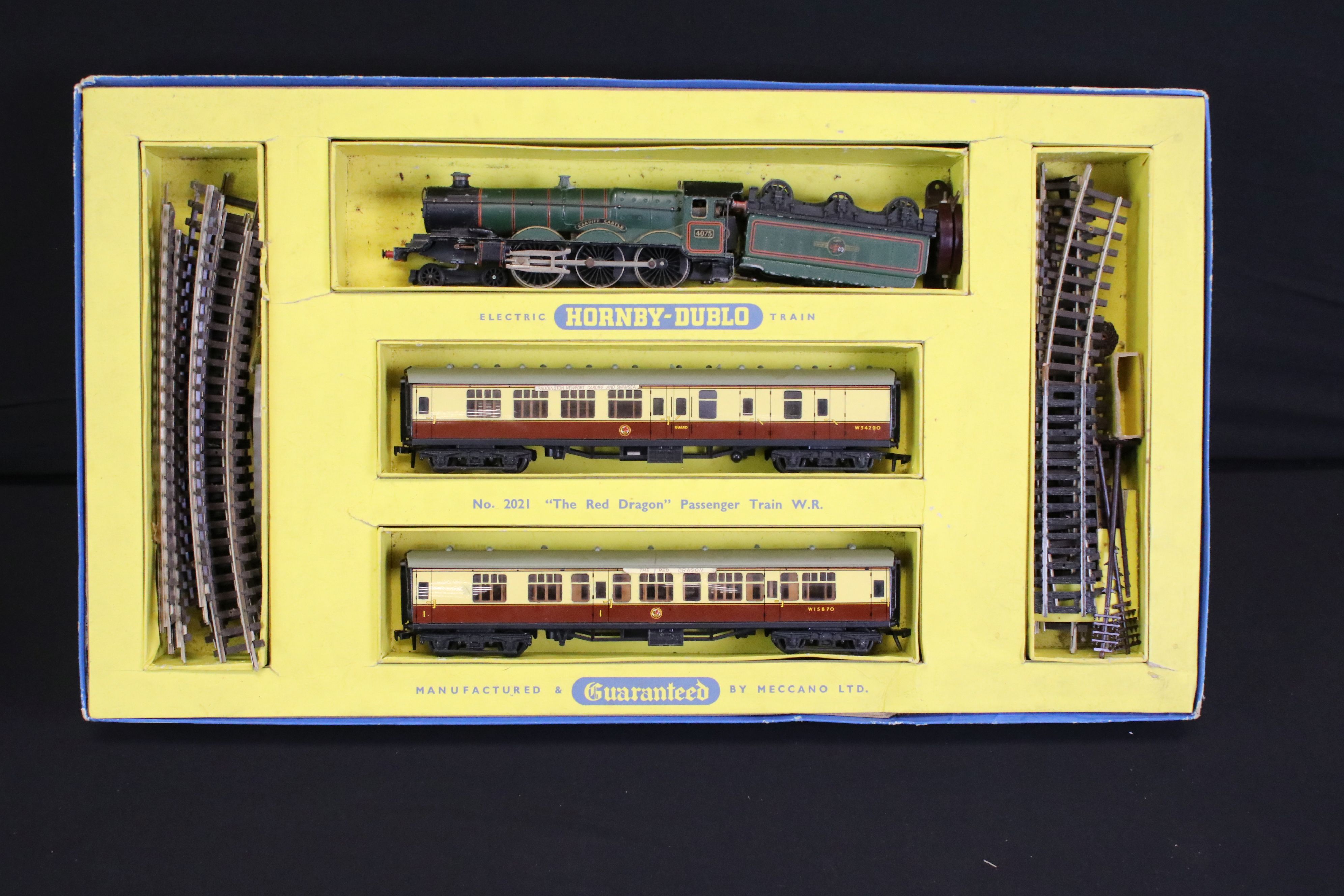 Quantity of OO & Hornby Dublo model railway to include Dublo 2021 The Red Dragon Passenger Train set - Image 3 of 6