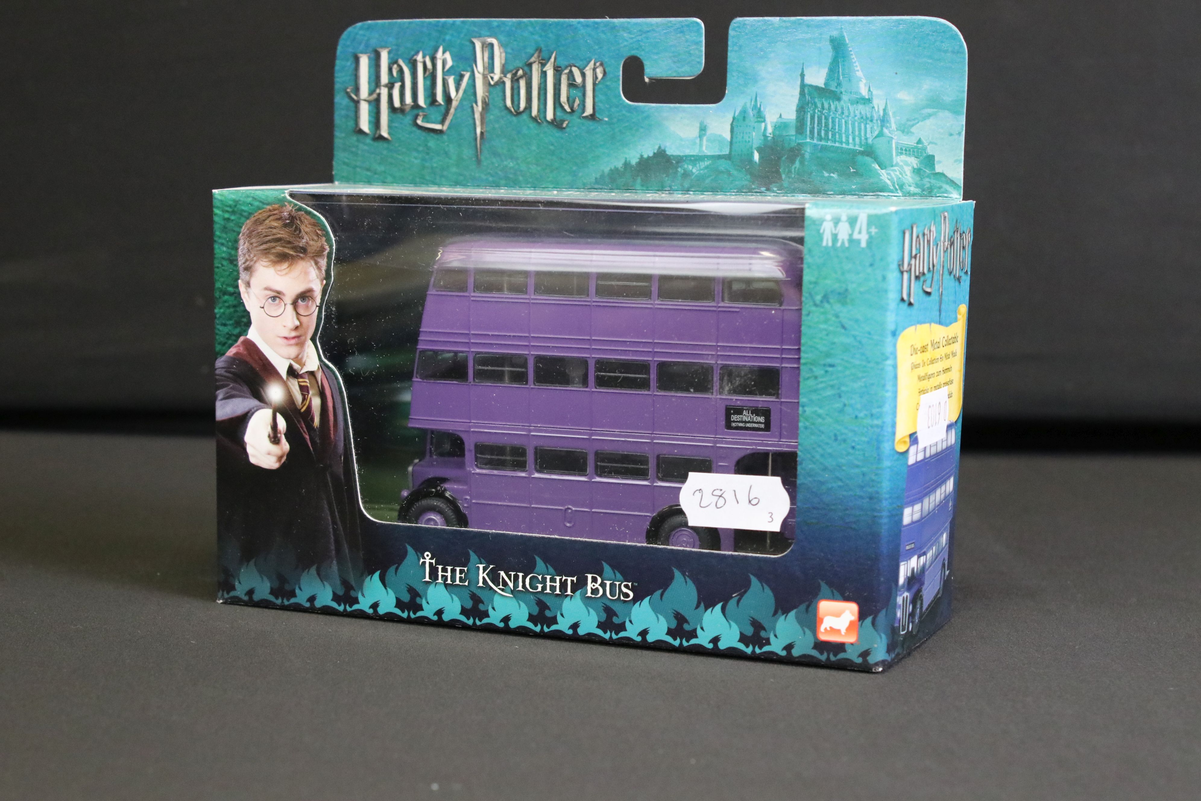Three boxed Corgi Harry Potter diecast models to include The Knight Bus, Mr Weasley's Ford Anglia - Image 11 of 13