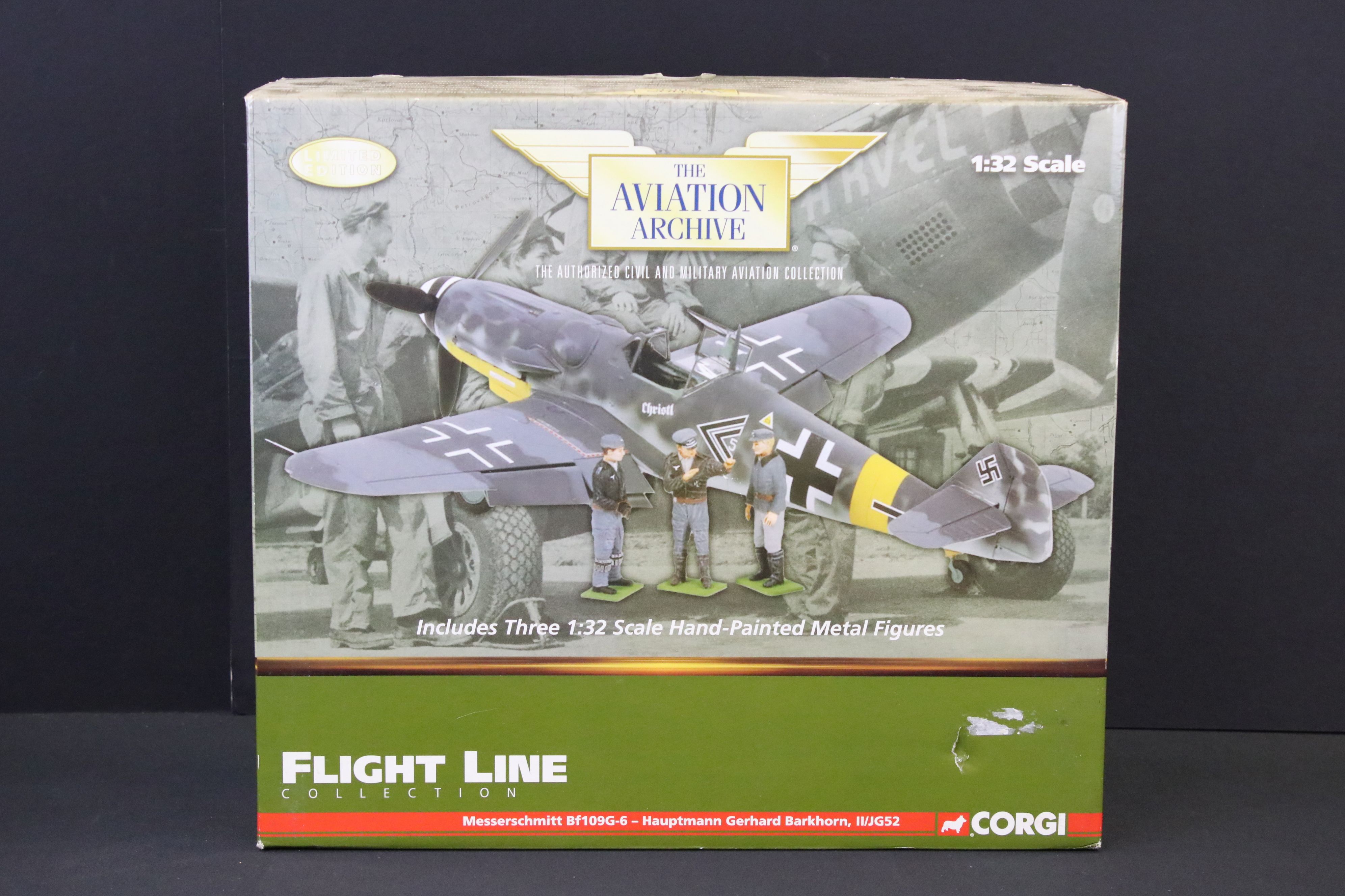 Two Boxed Corgi Aviation Archive diecast models to include 1:32 scale Flight Line Collection US34903 - Image 13 of 22