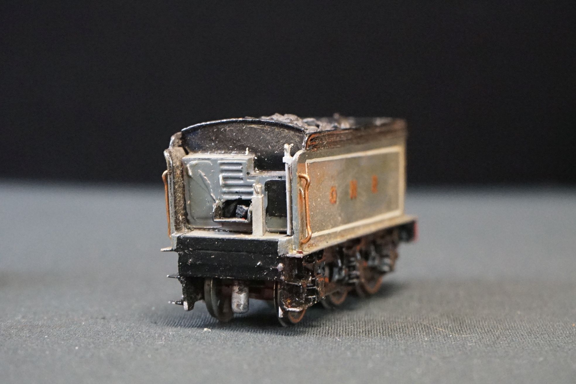 Two boxed & built Nu-Cast OO gauge LNER 02/2 Great Northern 02 locomotives, painted in different - Image 20 of 23
