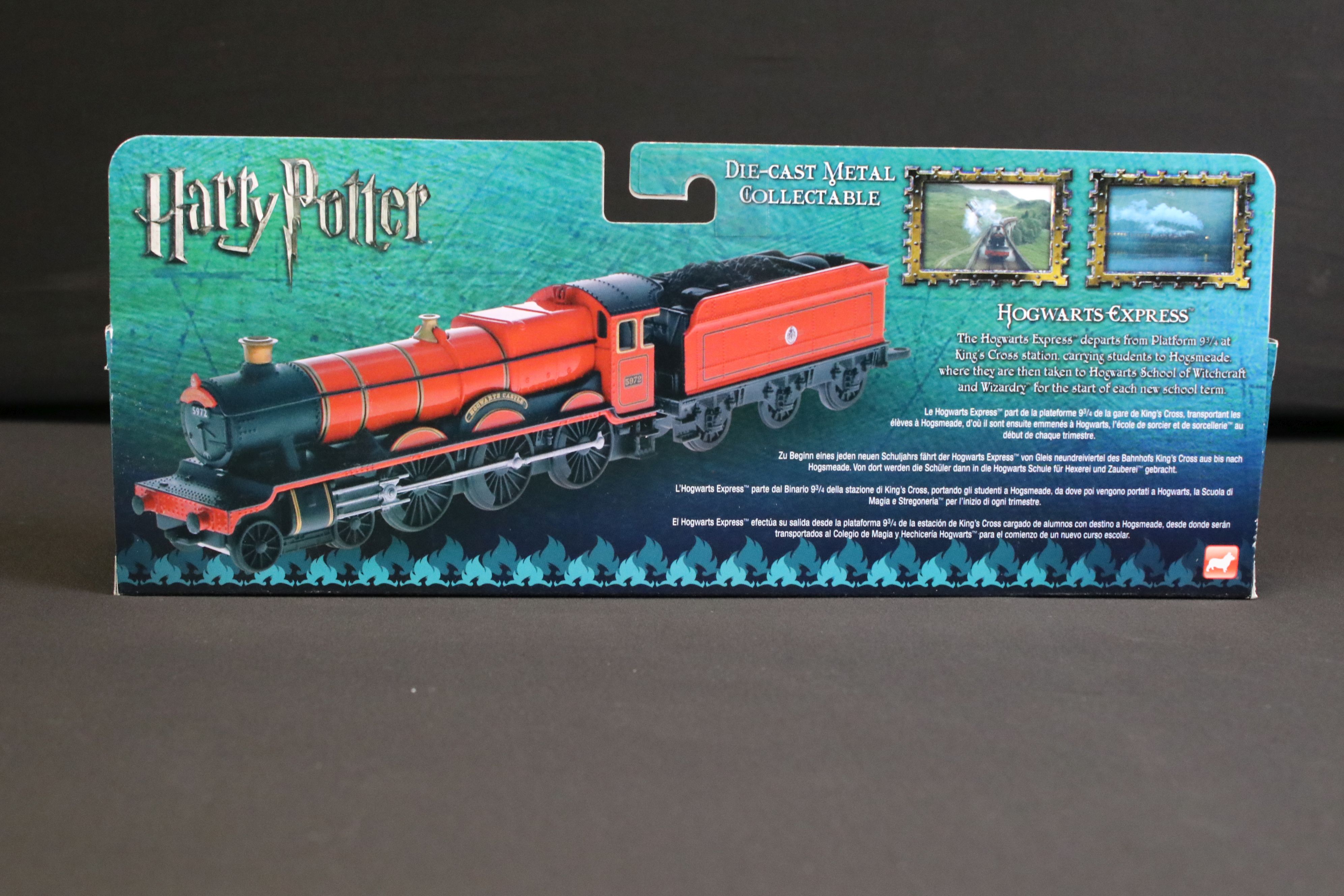 Three boxed Corgi Harry Potter diecast models to include The Knight Bus, Mr Weasley's Ford Anglia - Image 8 of 13