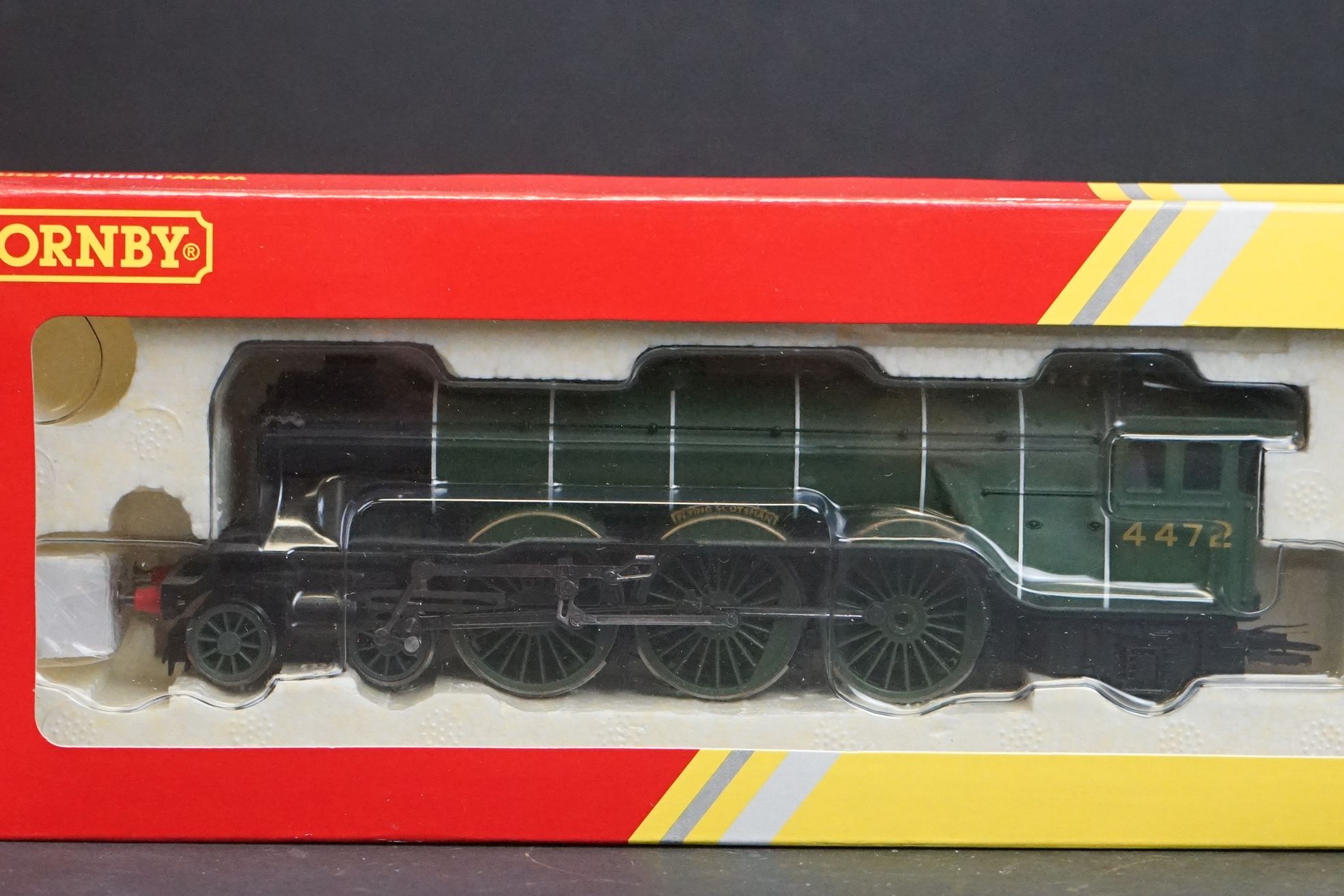 Two boxed Hornby OO gauge locomotives to include R2675 LNER Class A1 Flying Scotsman and Top Link - Image 3 of 8