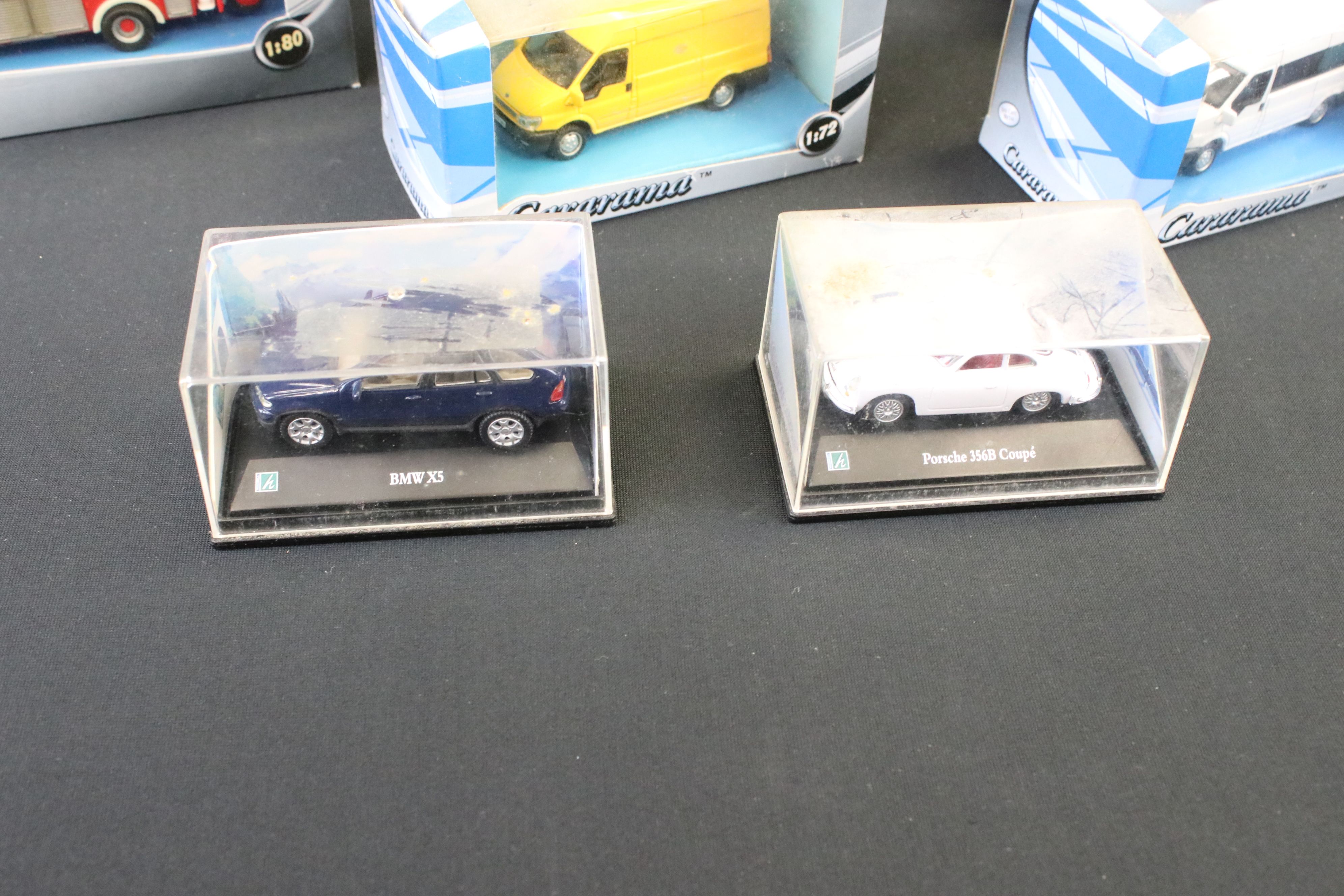 37 Boxed Cararama diecast models to include No. 252 1/43 Volkswagen Microbus multi-model set, No. - Image 2 of 8