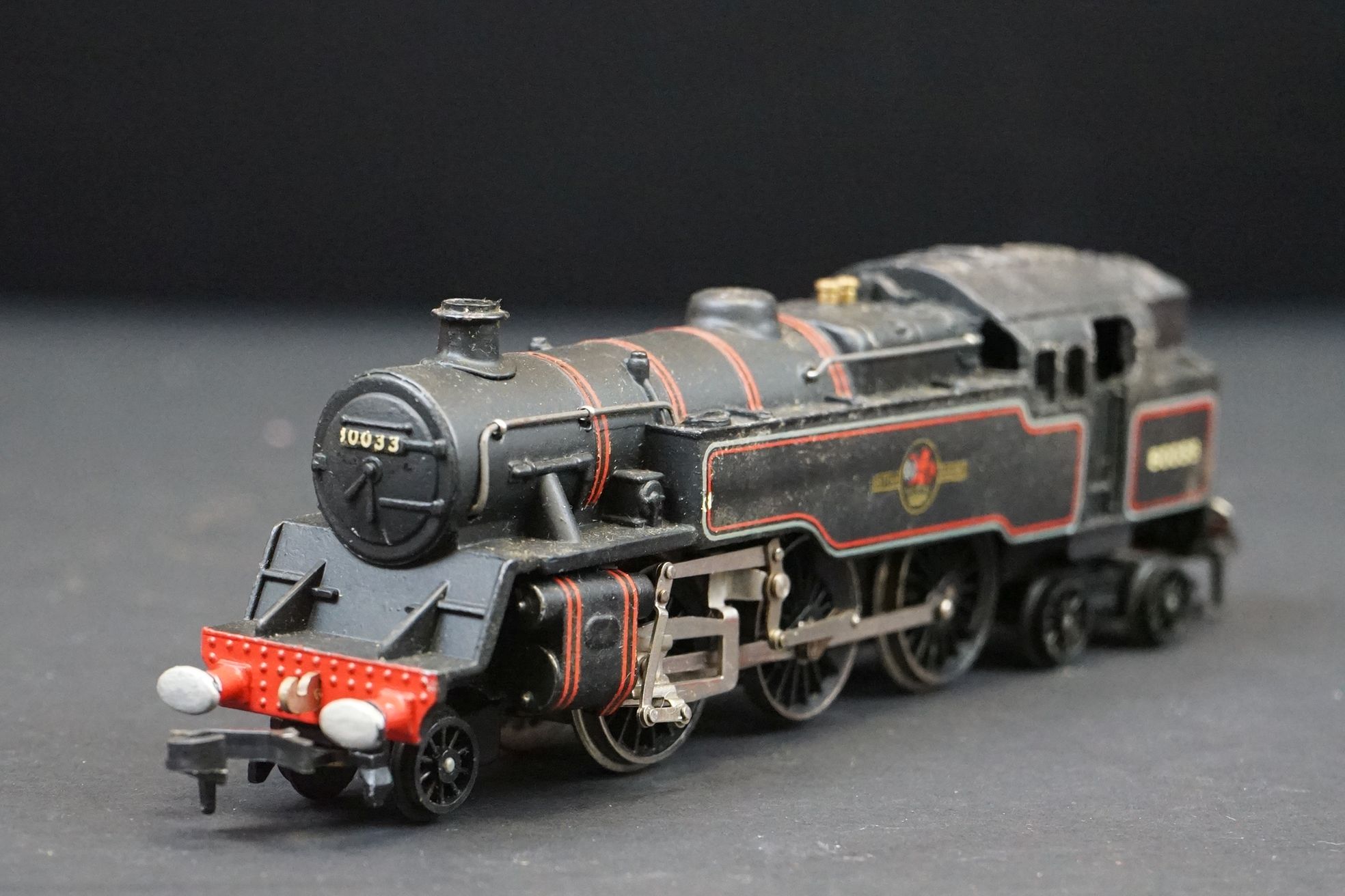 Group of OO & Hornby Dublo model railway to include boxed Hornby Dublo 2218 2-6-4 Tank Locomotive, - Image 5 of 13