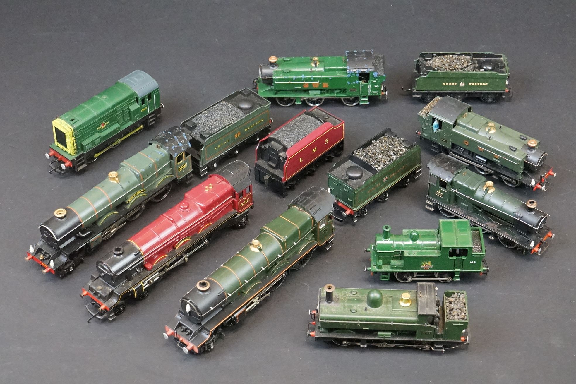 Nine OO gauge locomotives to include Lima King George V, Hornby King Edward I, Hornby 0-6-0 GWR