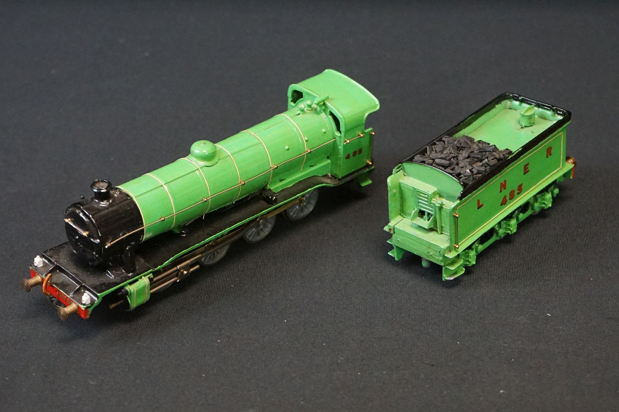 Two boxed & built Nu-Cast OO gauge LNER 02/2 Great Northern 02 locomotives, painted in different - Image 3 of 23