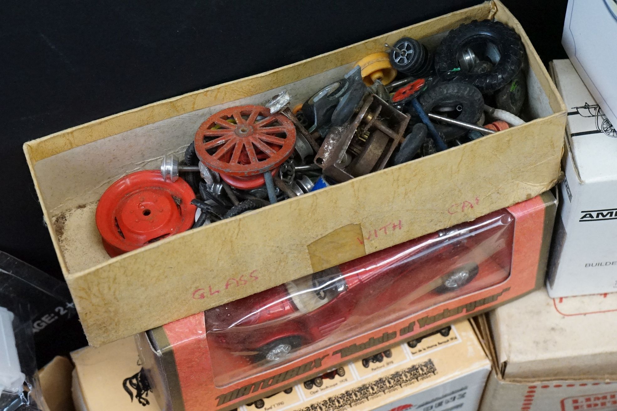 Collection of boxed and unboxed diecast & plastic models from the mid 20th C onwards to include 3 - Image 7 of 16